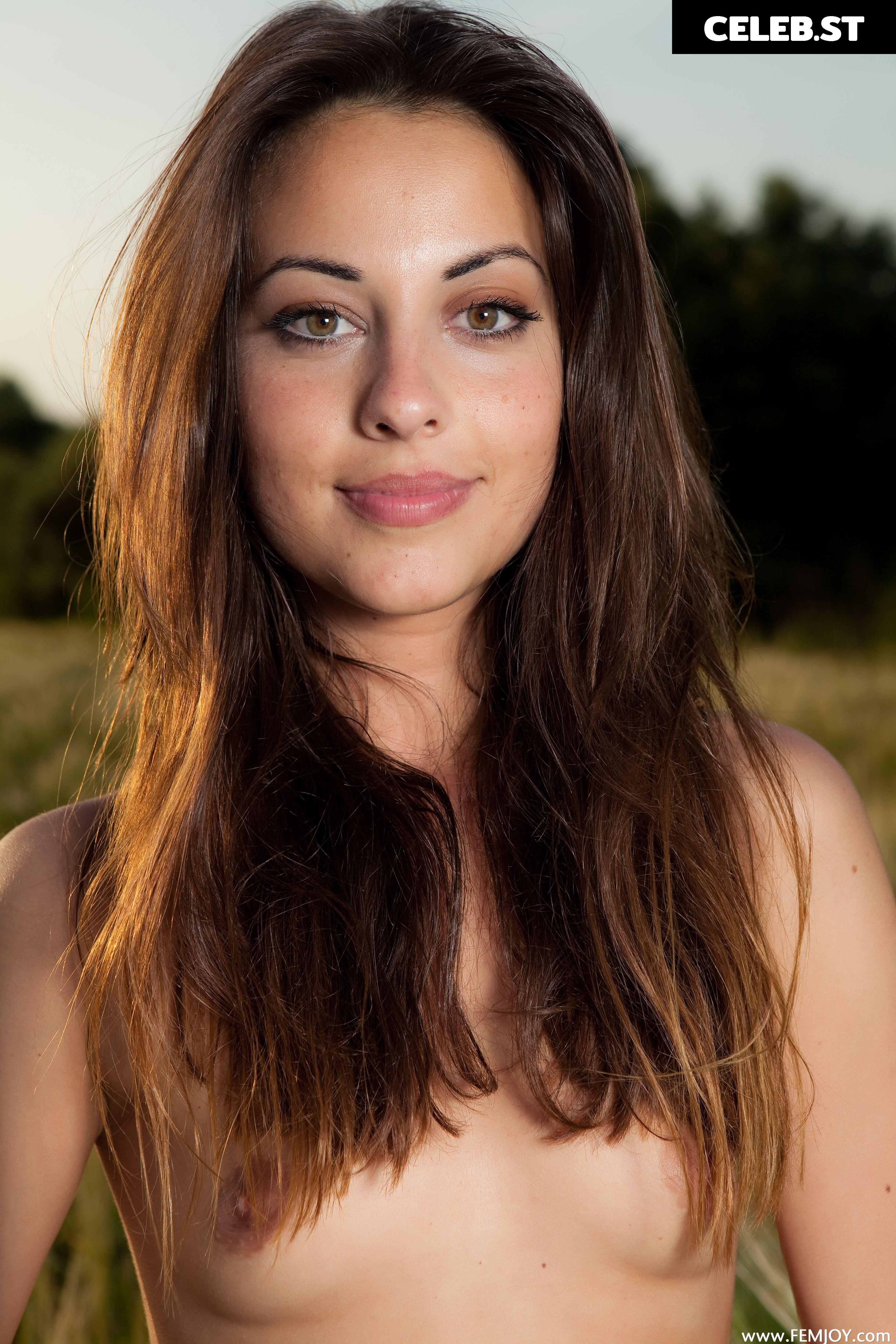 Lorena Image 1470192