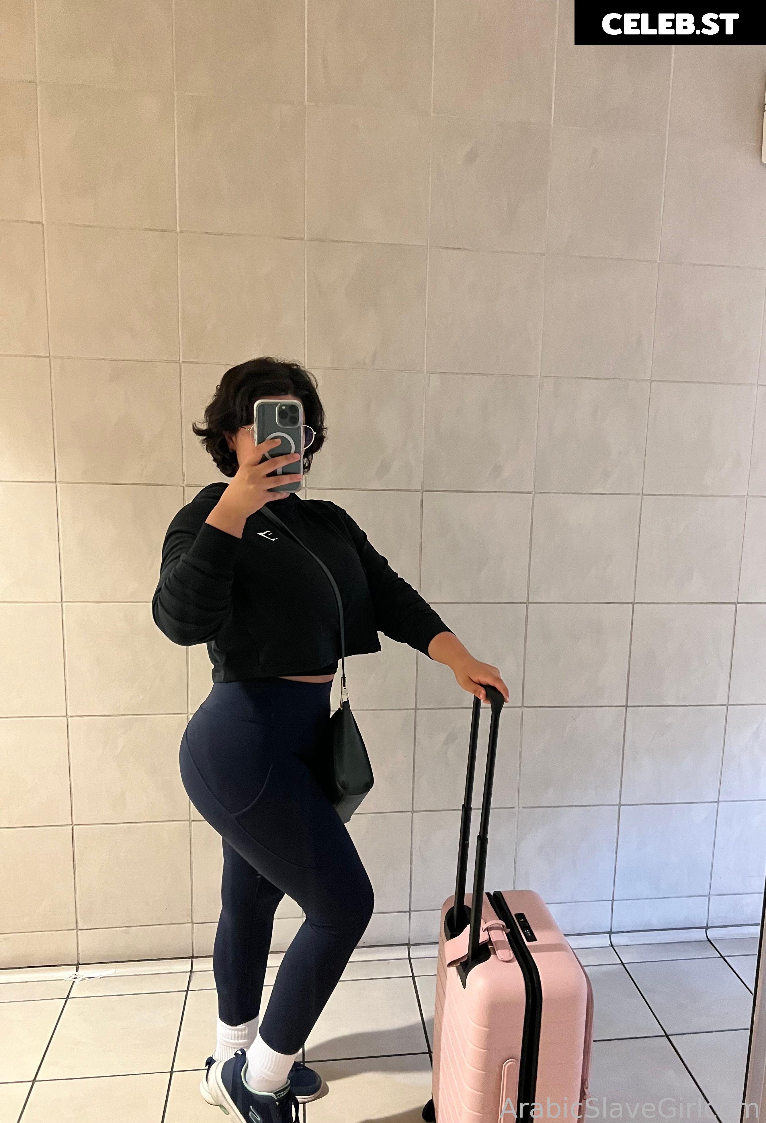 SarahArabic Image 14658282