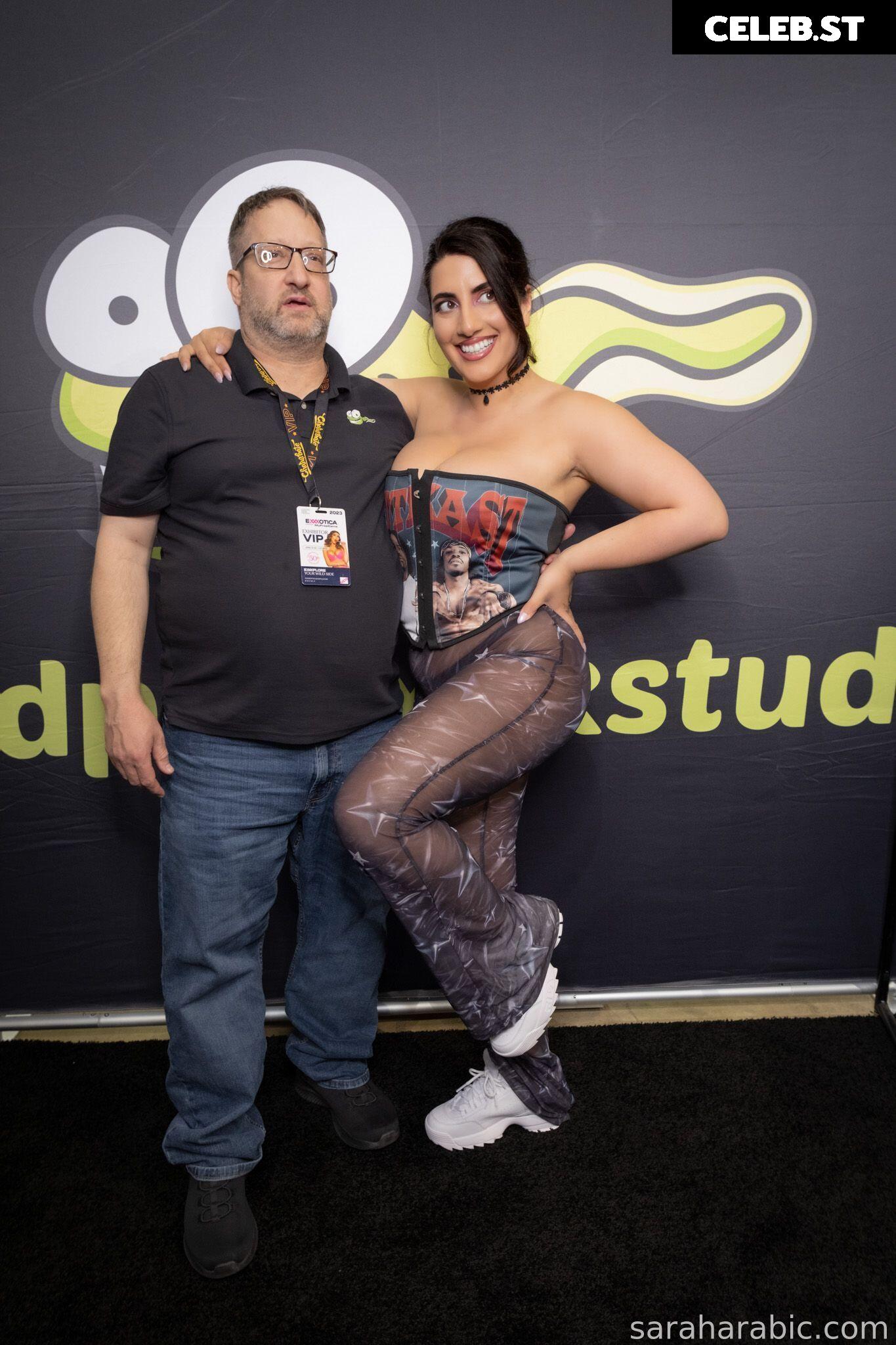 SarahArabic Image 14654776