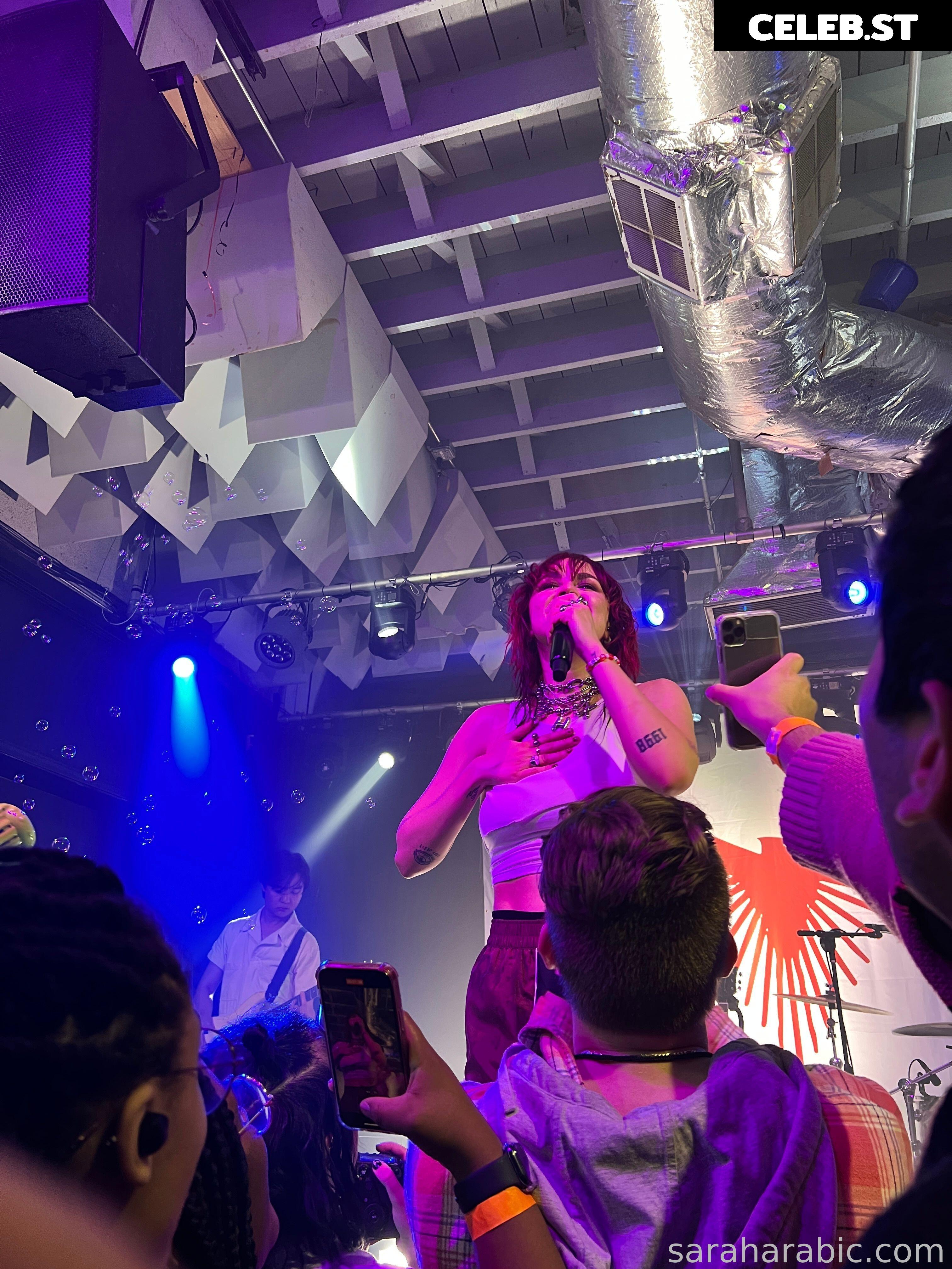 SarahArabic Image 14654025