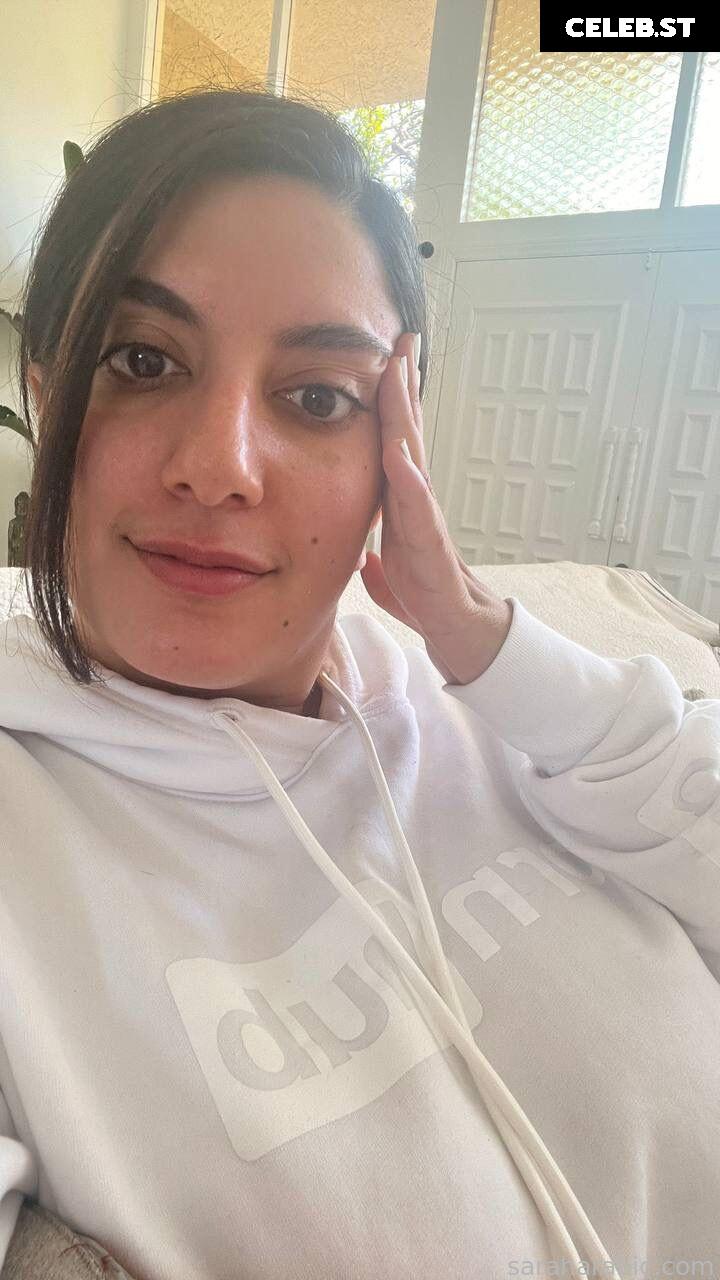 SarahArabic Image 14651358