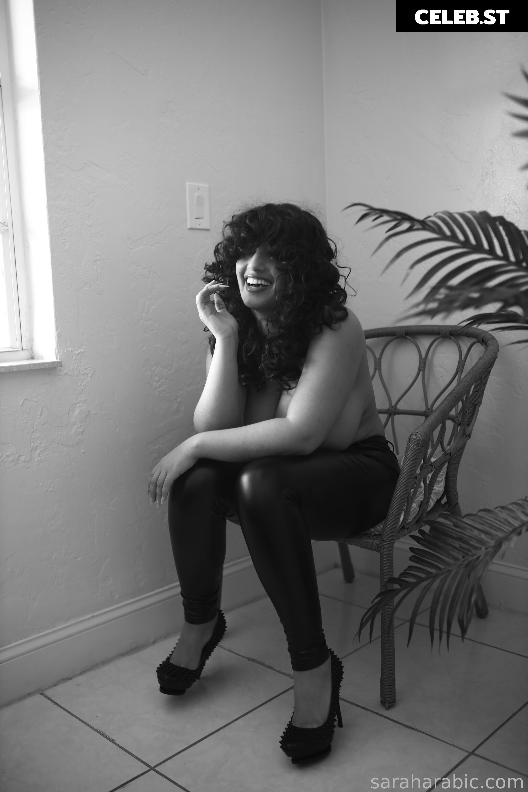 SarahArabic Image 14653098