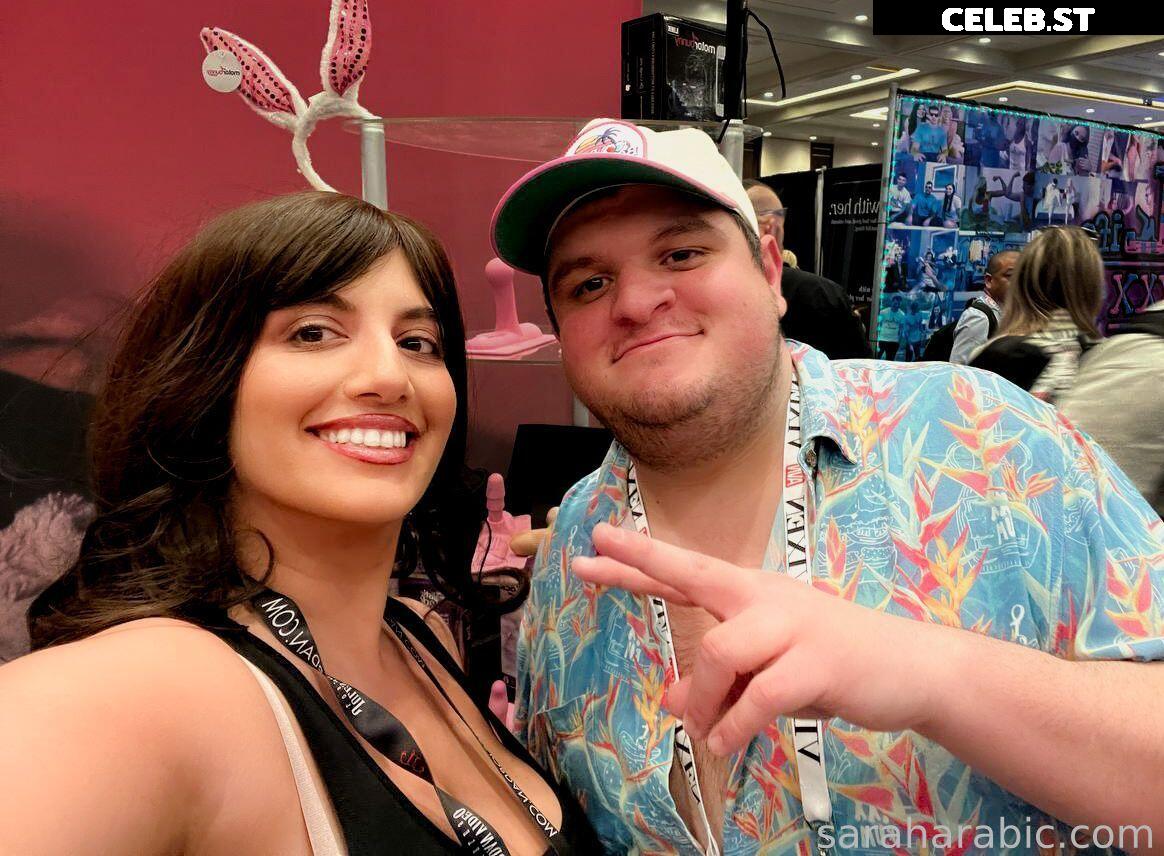 SarahArabic Image 14652097