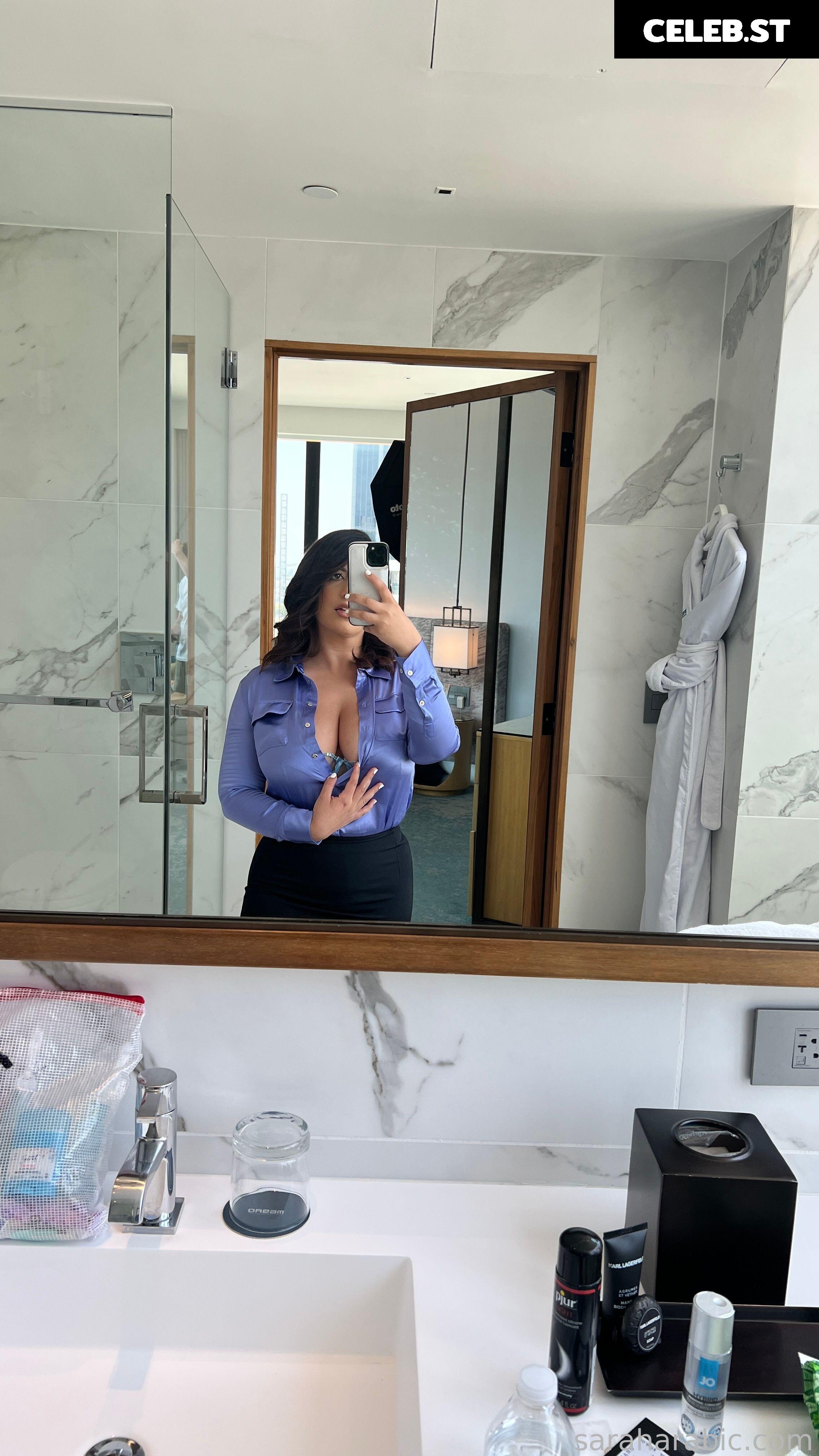 SarahArabic Image 14652388
