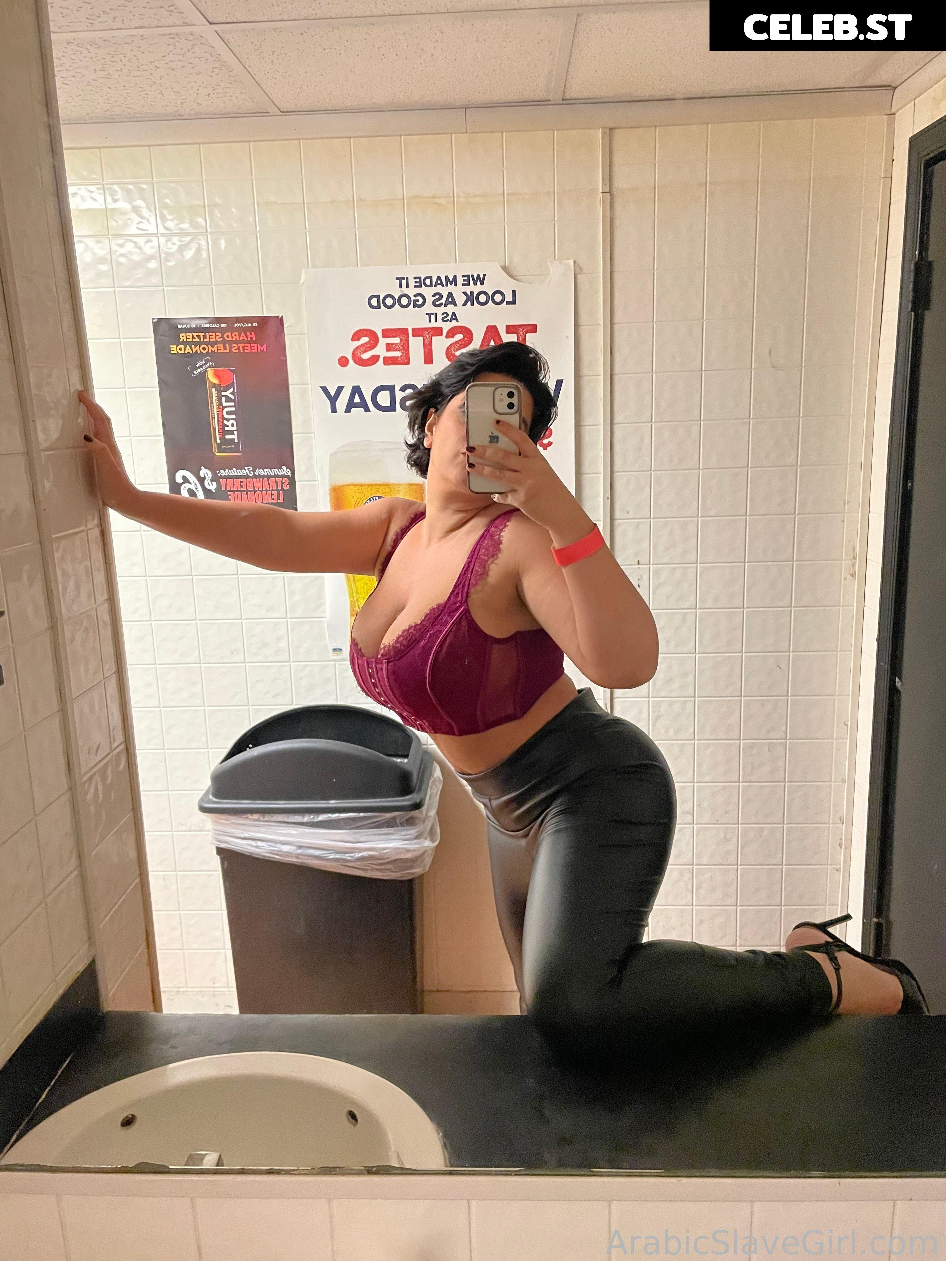 SarahArabic Image 14660097