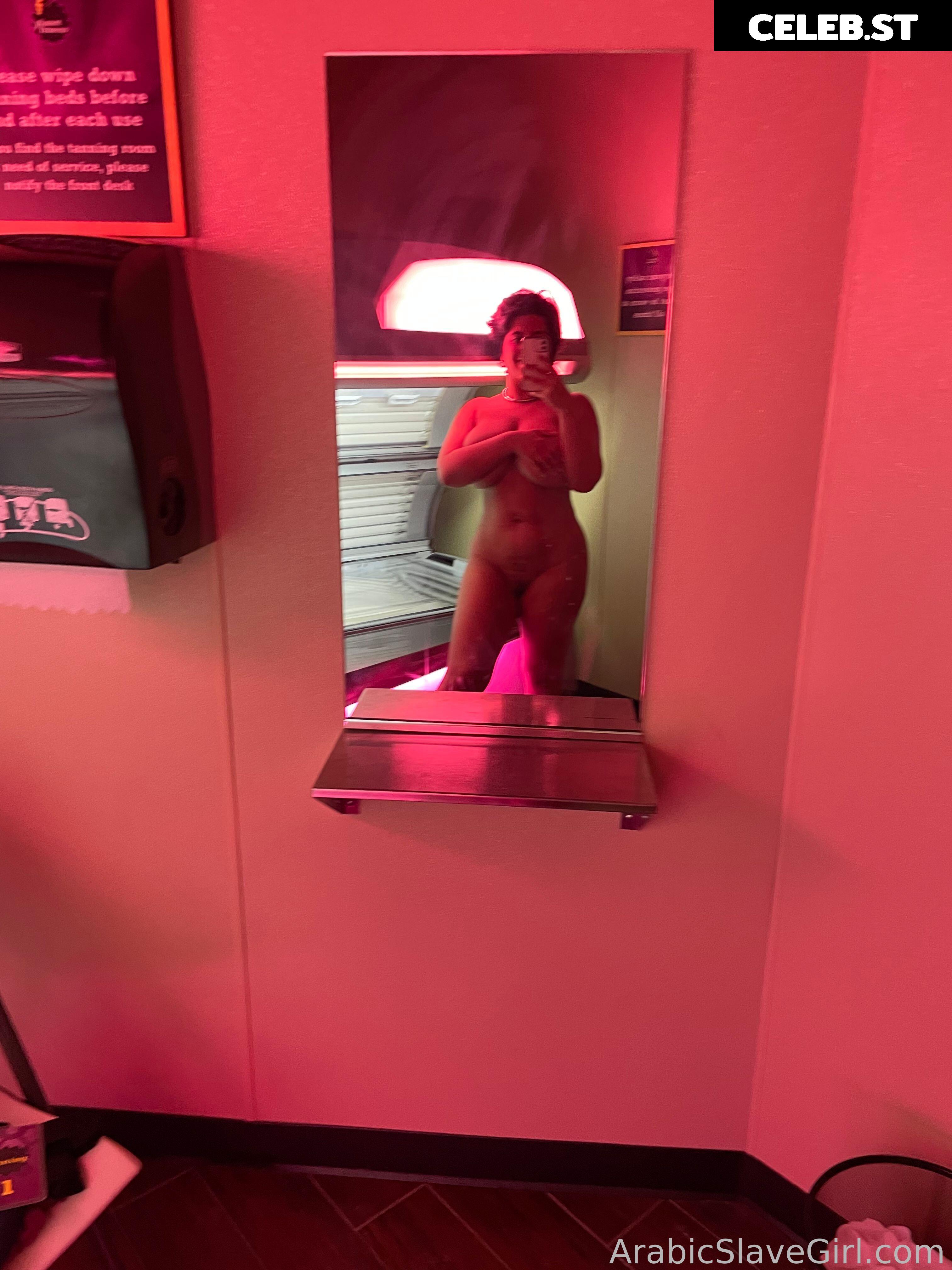SarahArabic Image 14660362