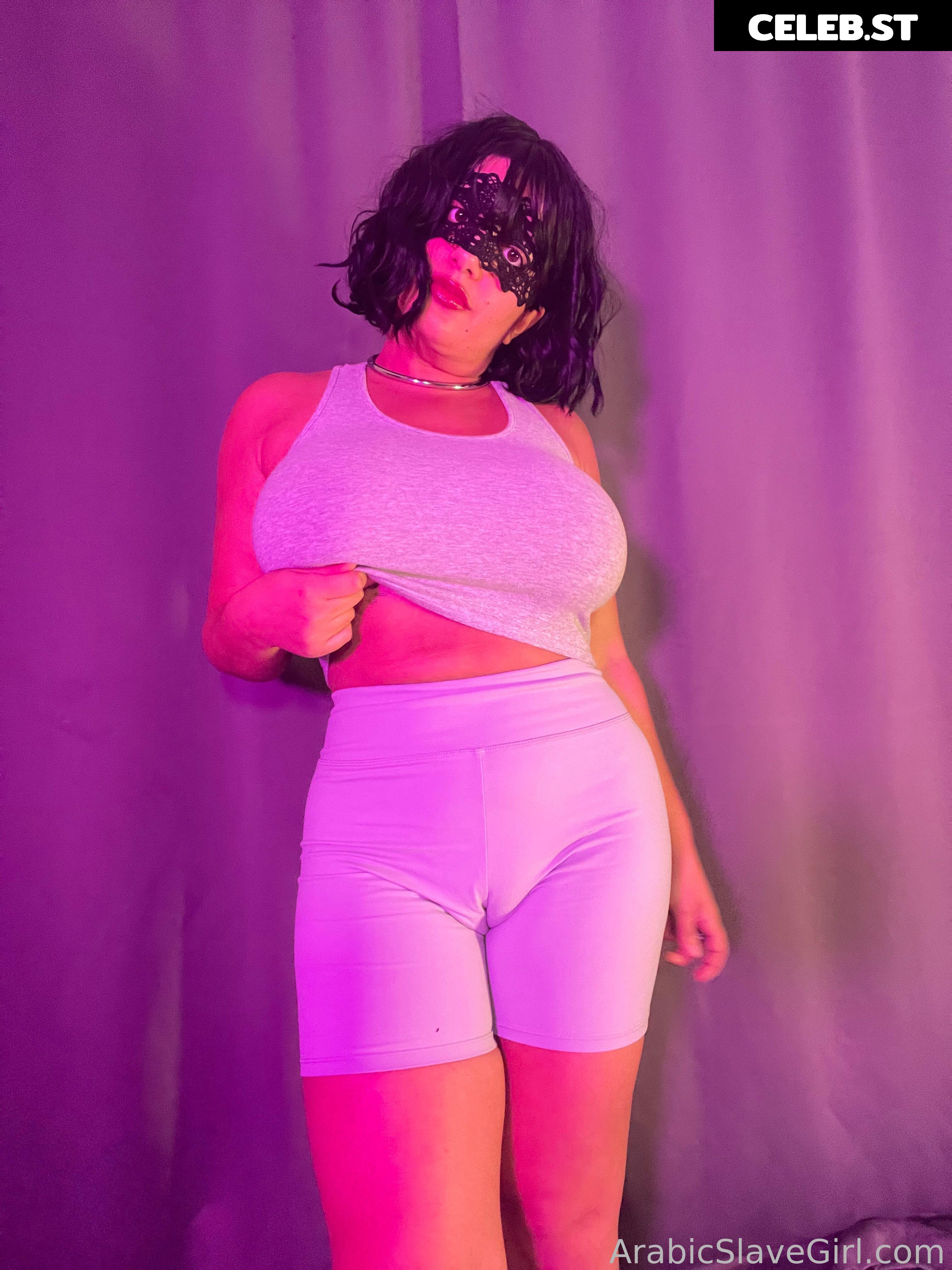 SarahArabic Image 14662429