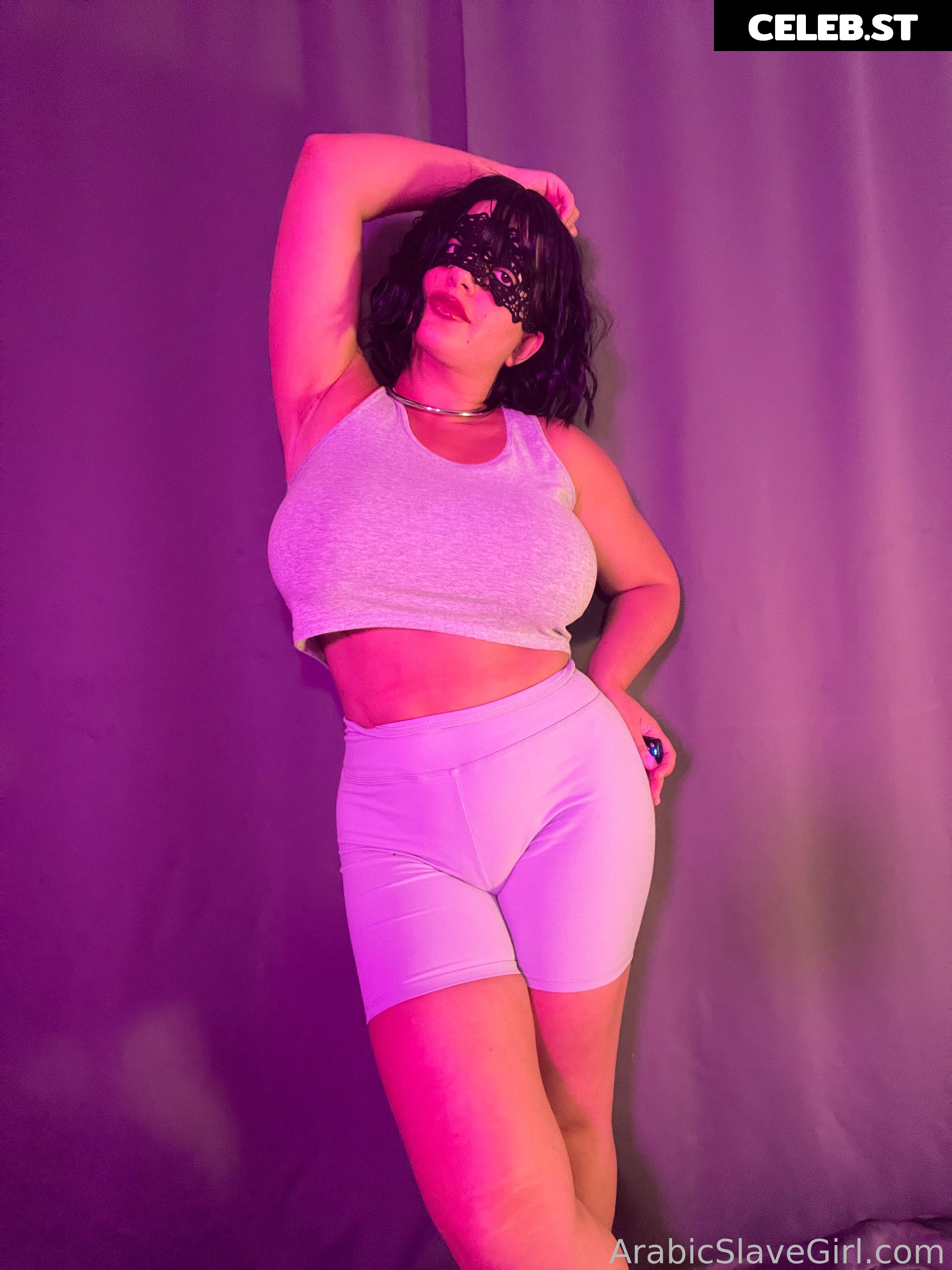 SarahArabic Image 14662413