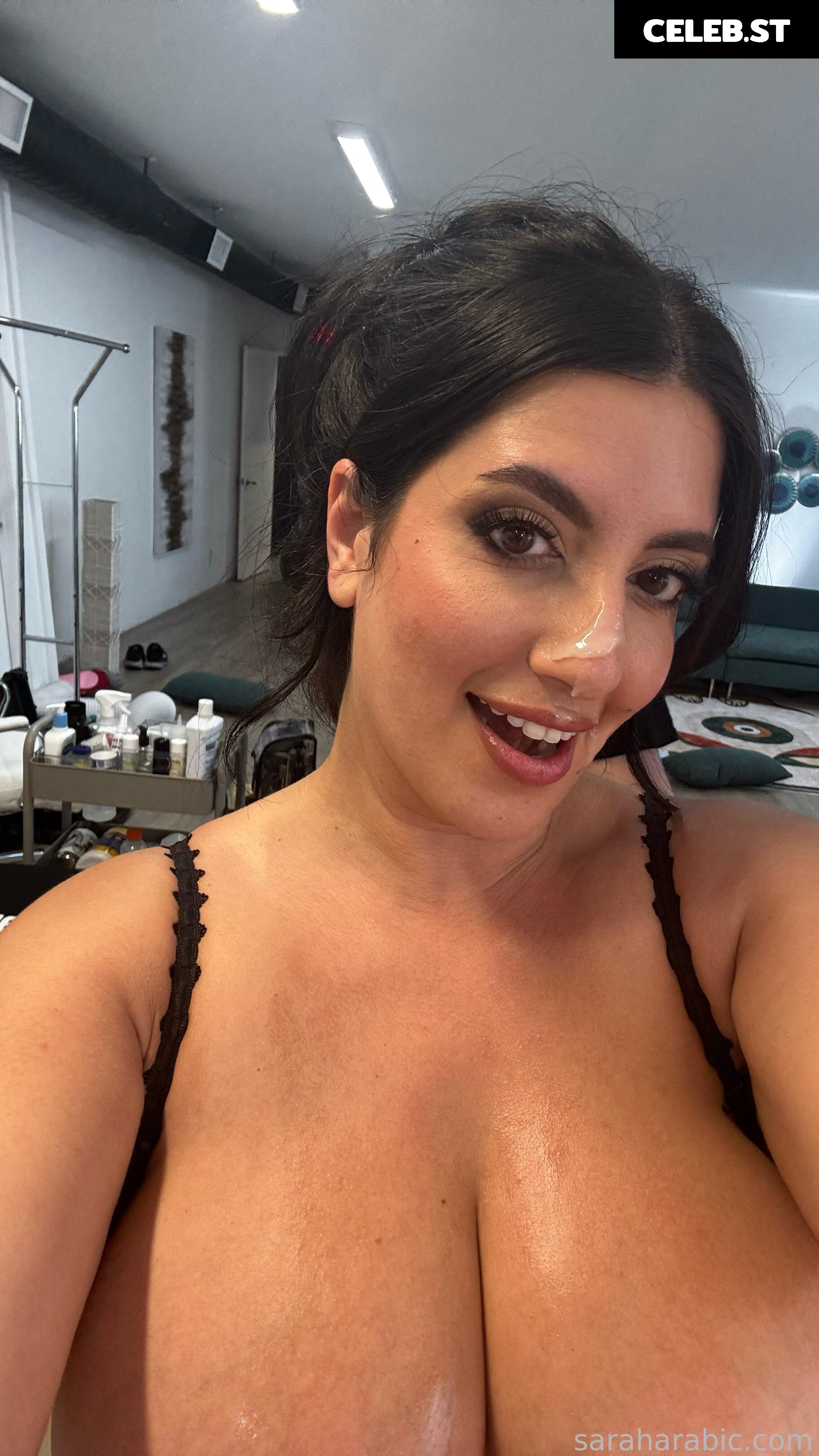 SarahArabic Image 14634414