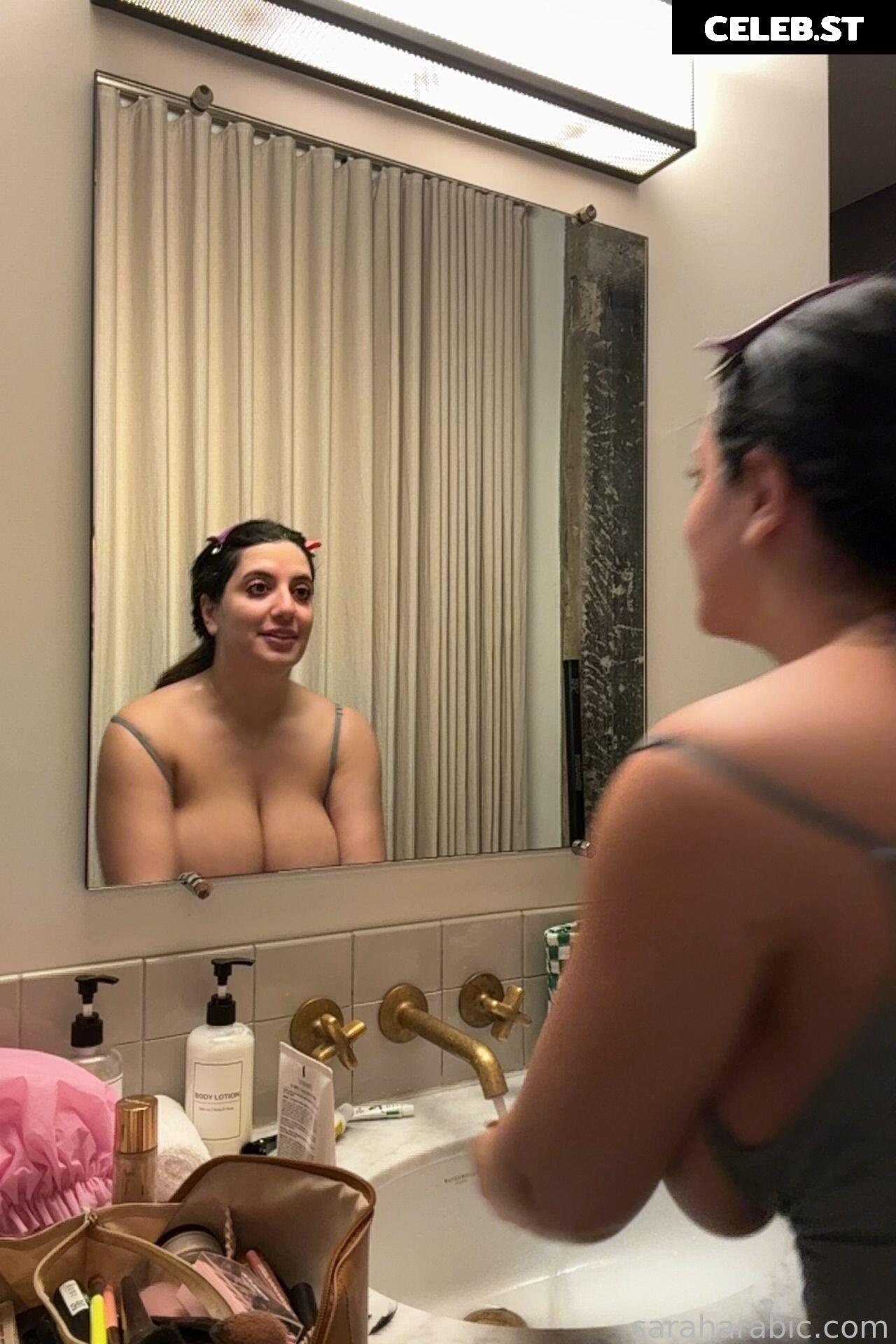 SarahArabic Image 14637357