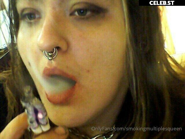 extremesmokingqueen Image 14687652