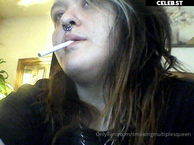 extremesmokingqueen Image 14687309