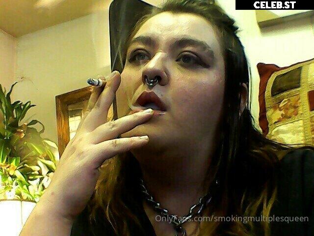 extremesmokingqueen Image 14687223