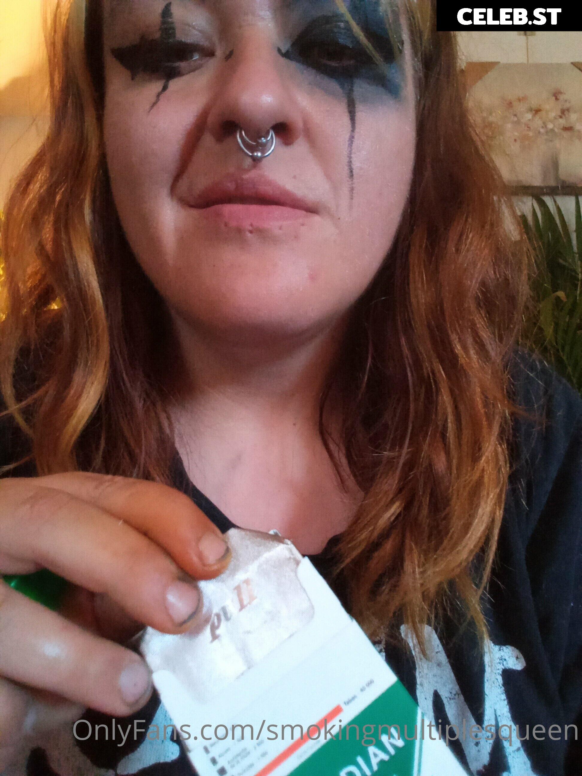extremesmokingqueen Image 14686792