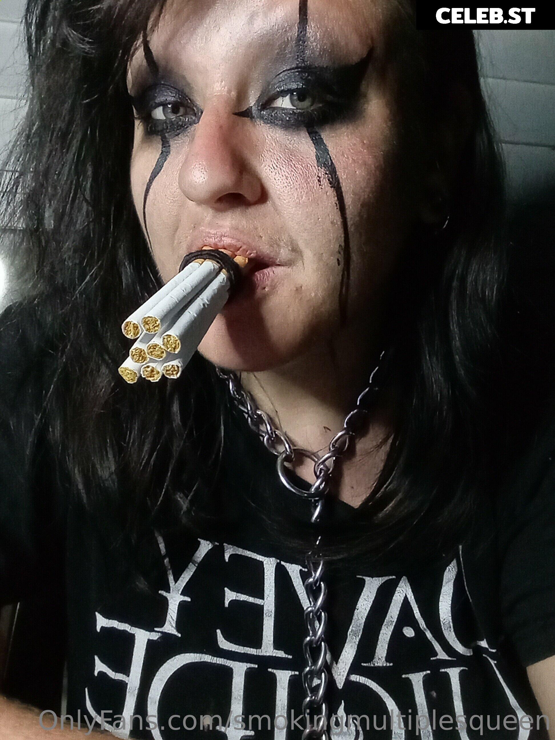 extremesmokingqueen Image 14682740