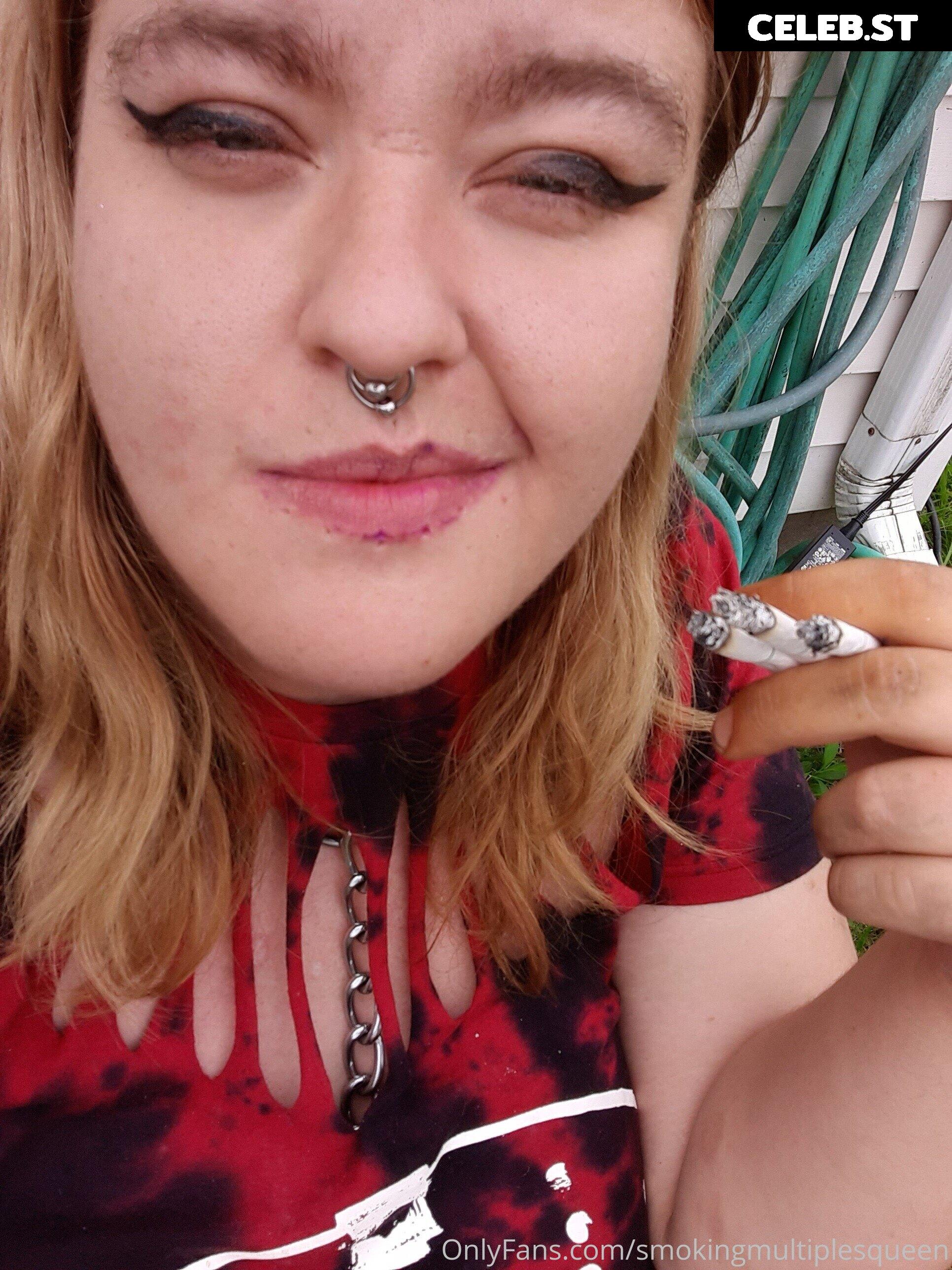 extremesmokingqueen Image 14689922