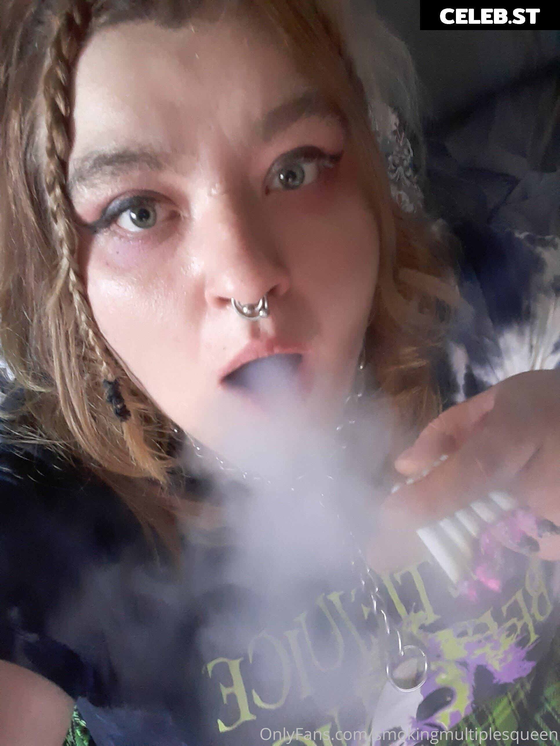extremesmokingqueen Image 14689942