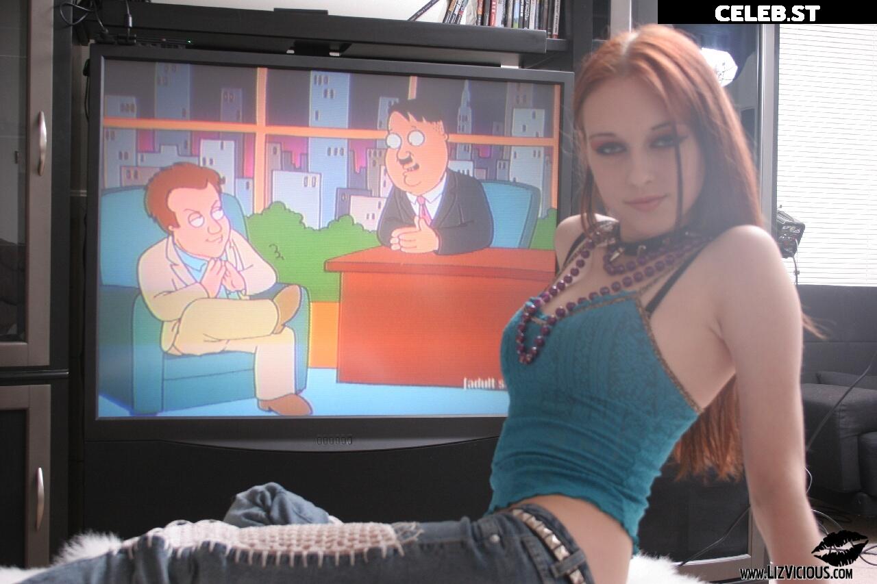 Liz Vicious Image 1468917