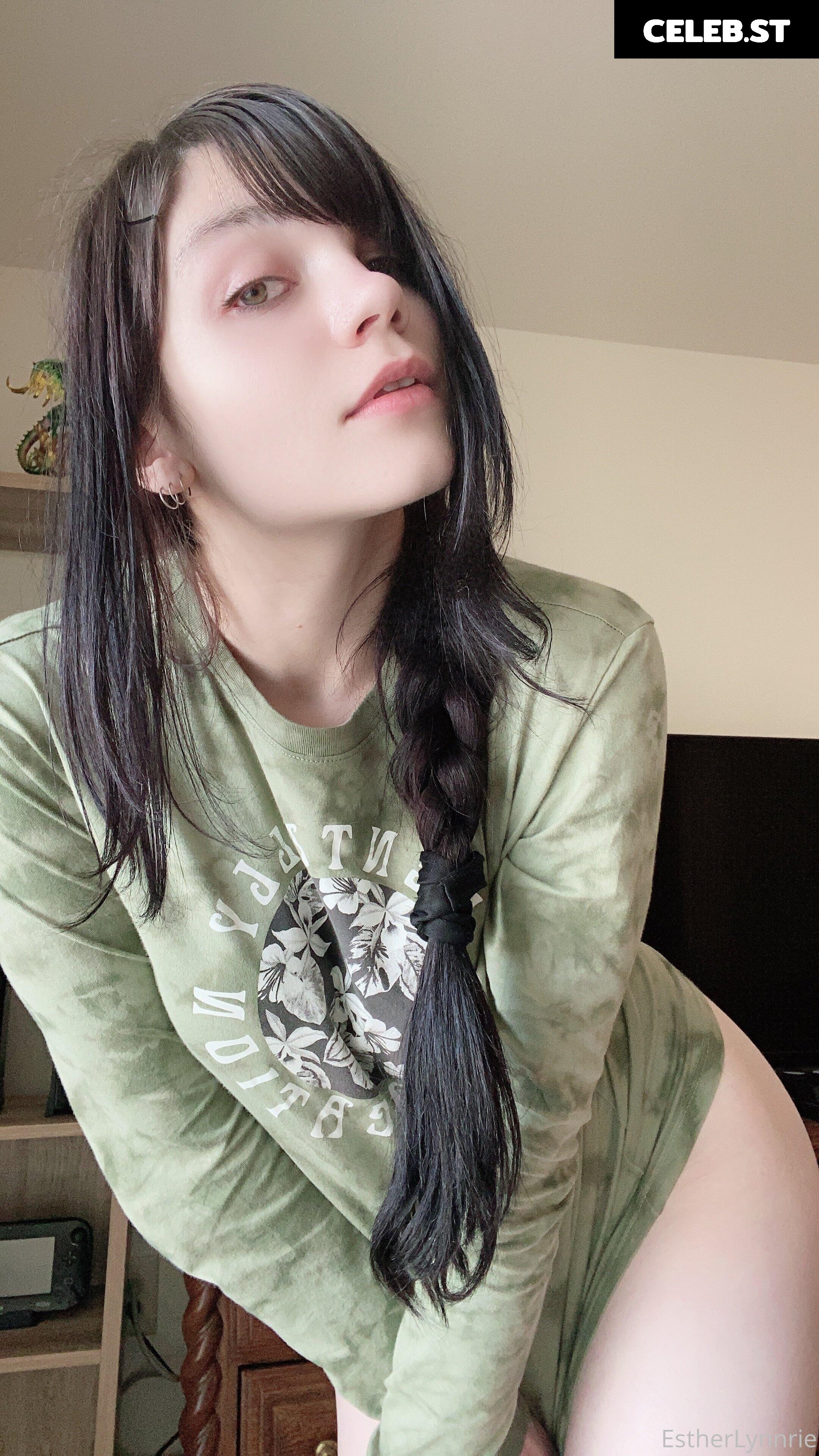 estherlynnriefree Image 14565067