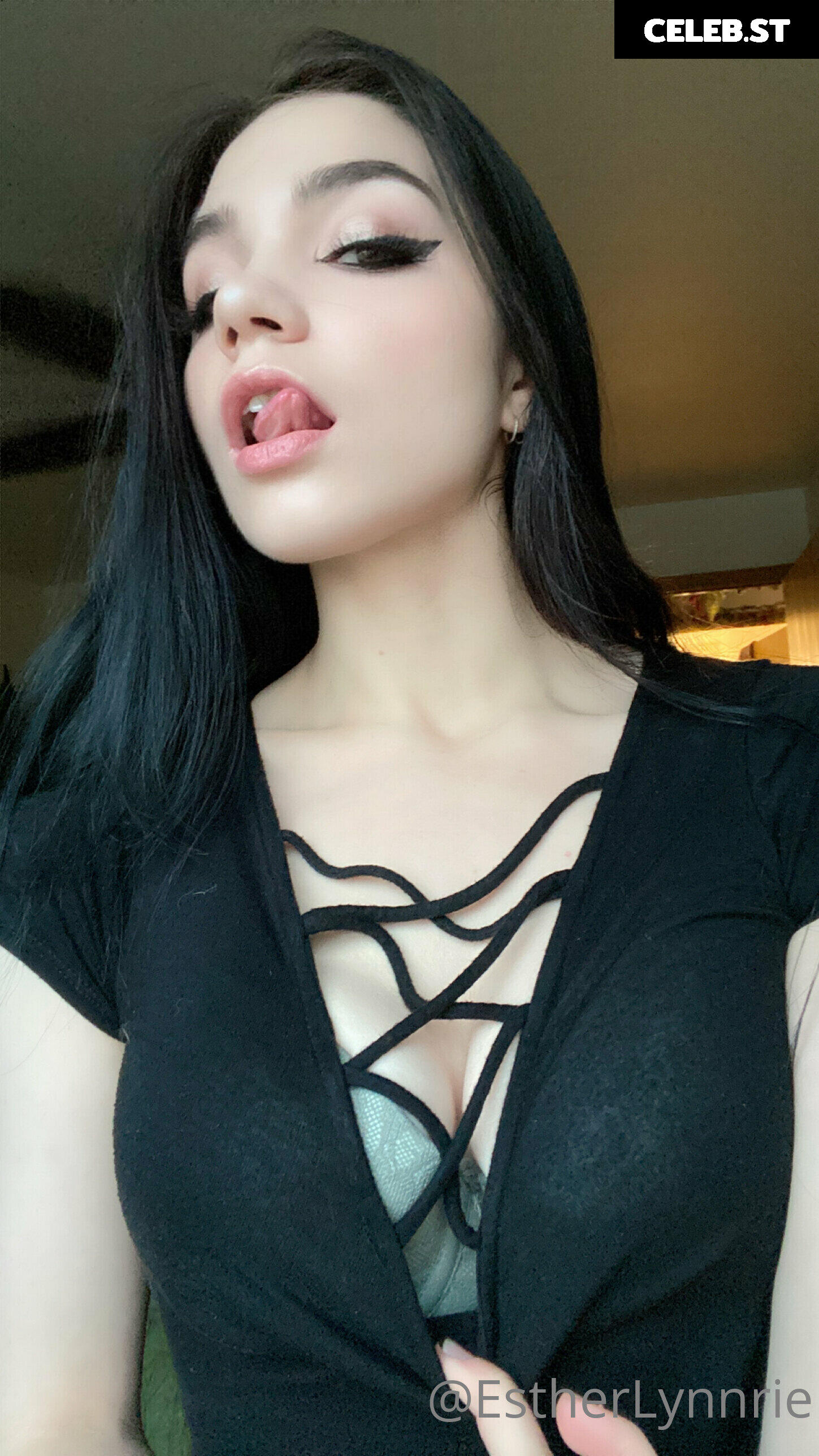 estherlynnriefree Image 14561451
