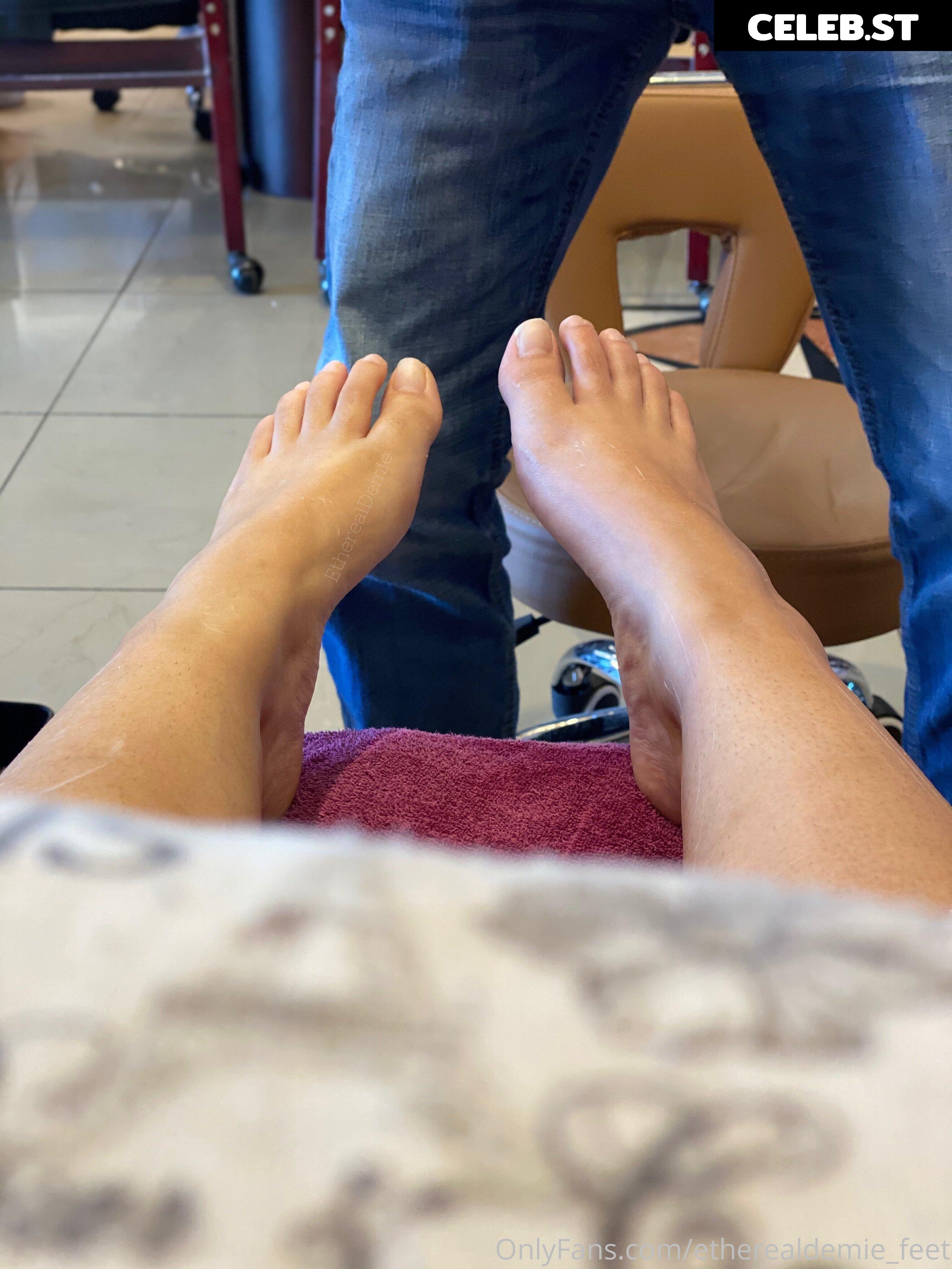 etherealdemie_feet Image 14575968