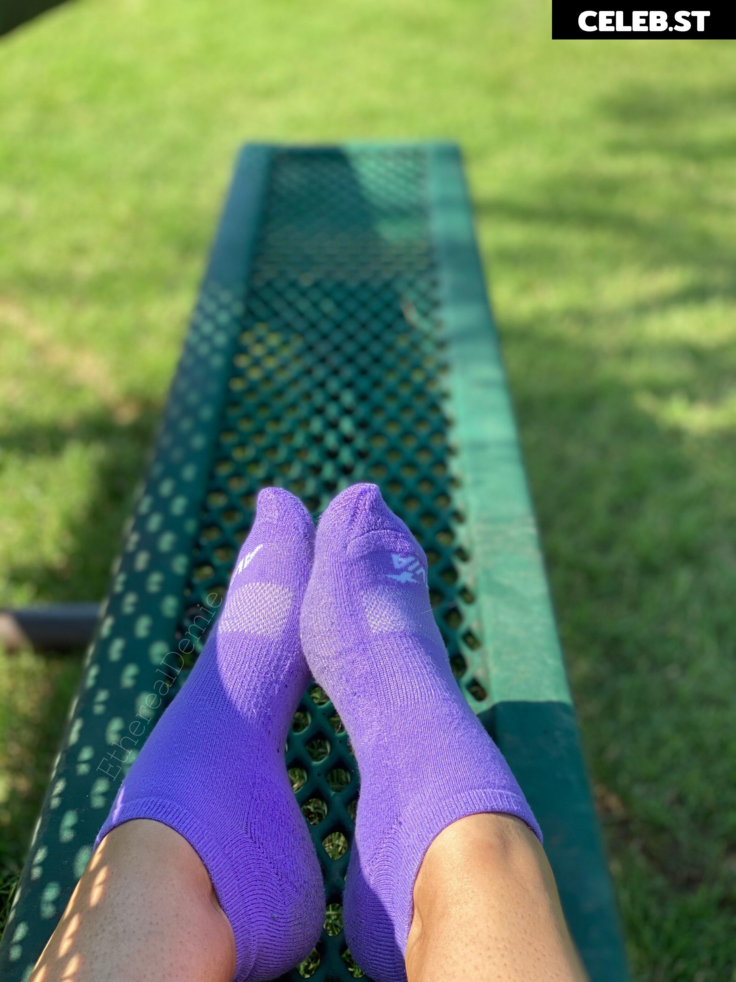 etherealdemie_feet Image 14575954
