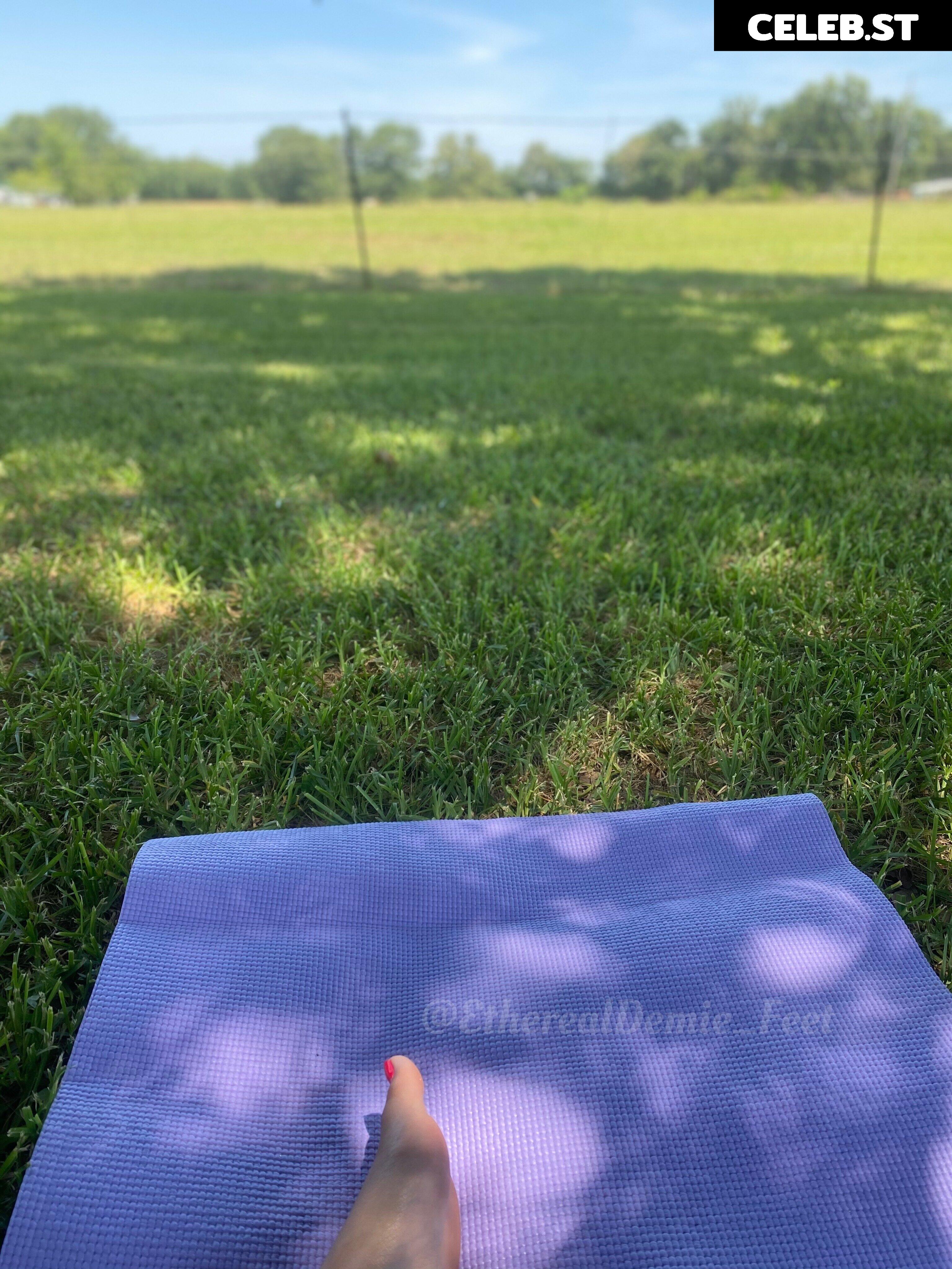 etherealdemie_feet Image 14575959