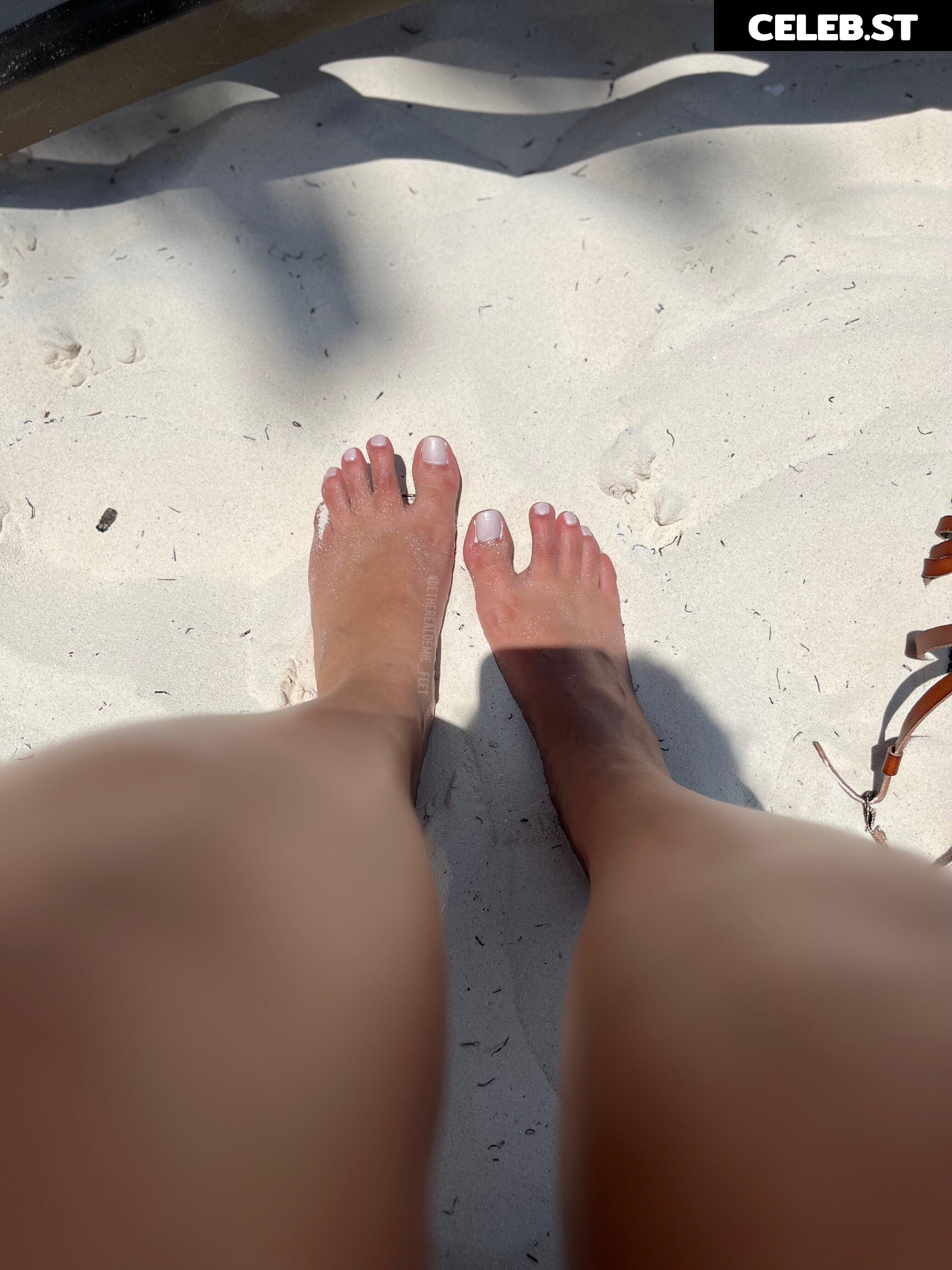 etherealdemie_feet Image 14575465