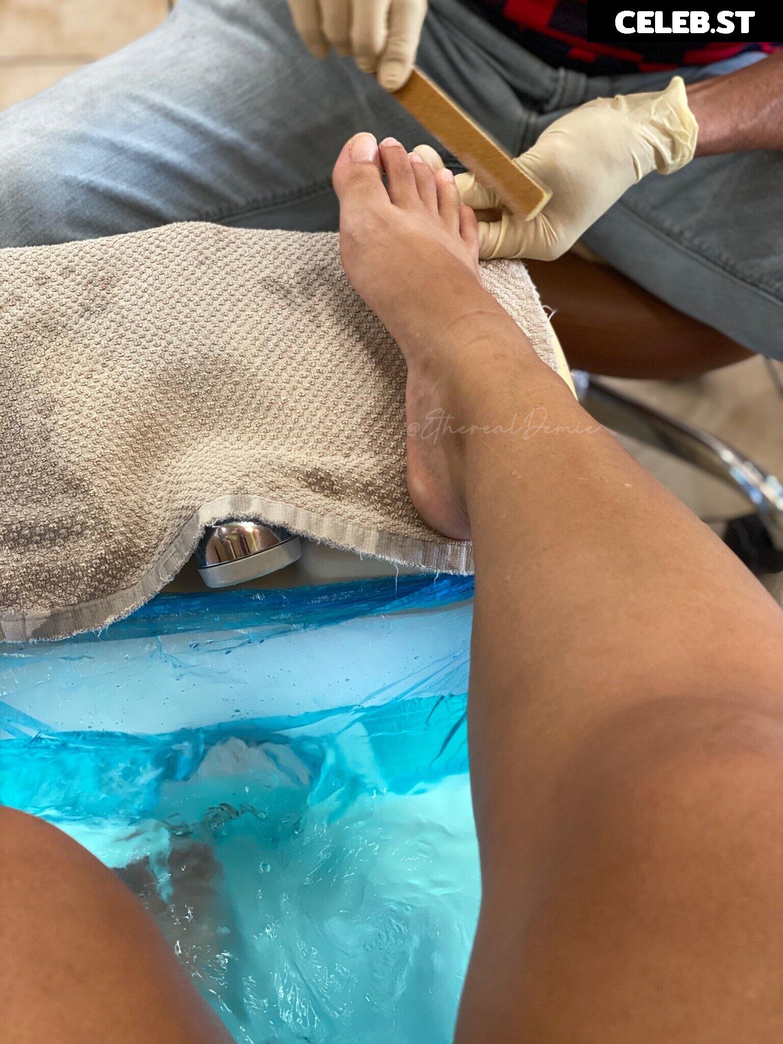 etherealdemie_feet Image 14573879
