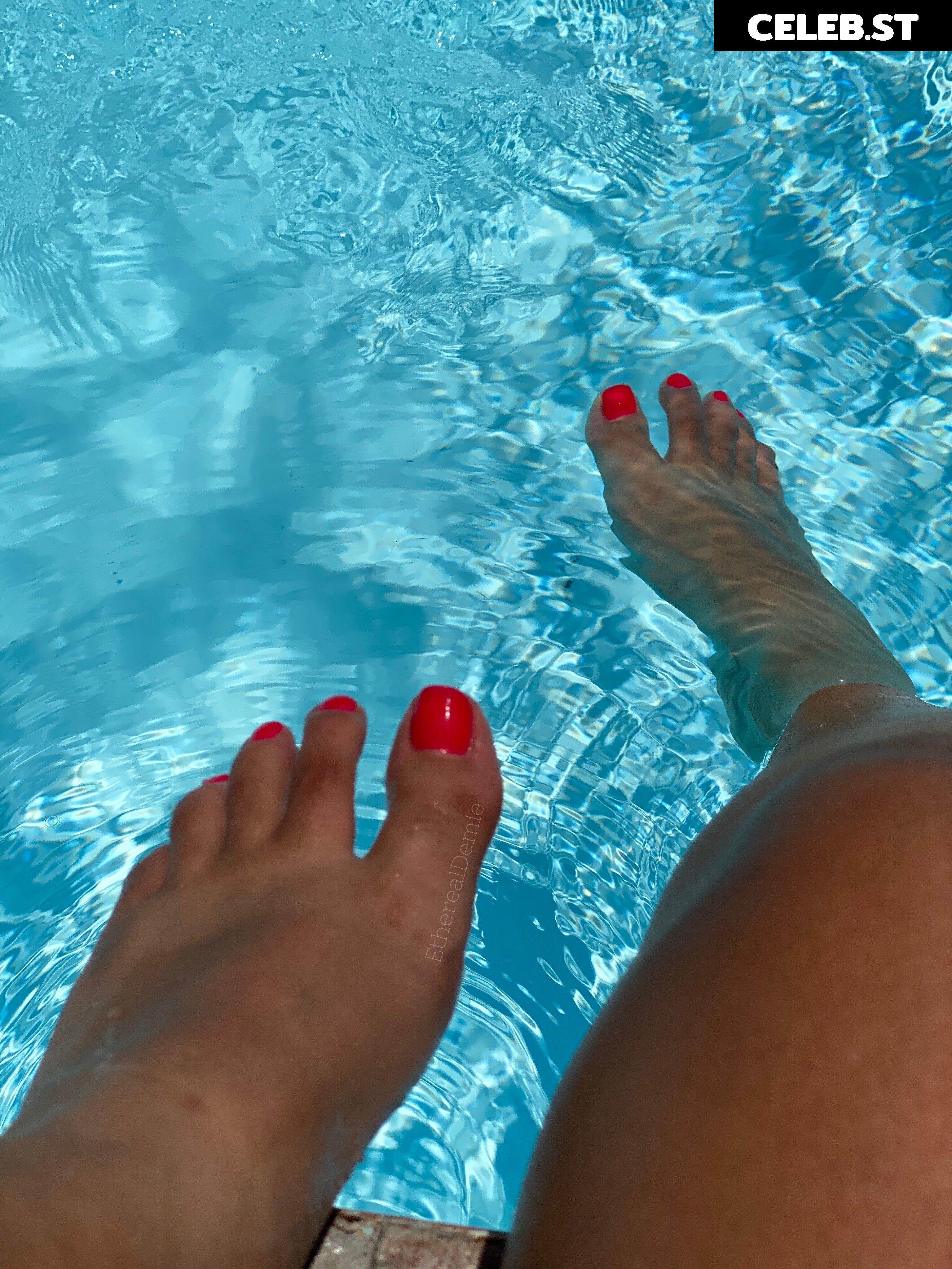 etherealdemie_feet Image 14573527