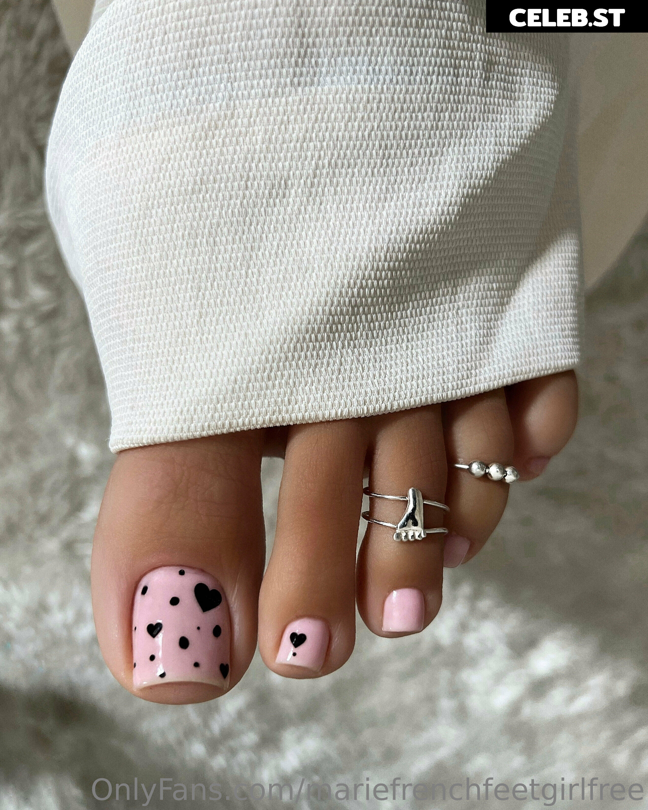 mariefrenchfeetgirlfree Image 14590792