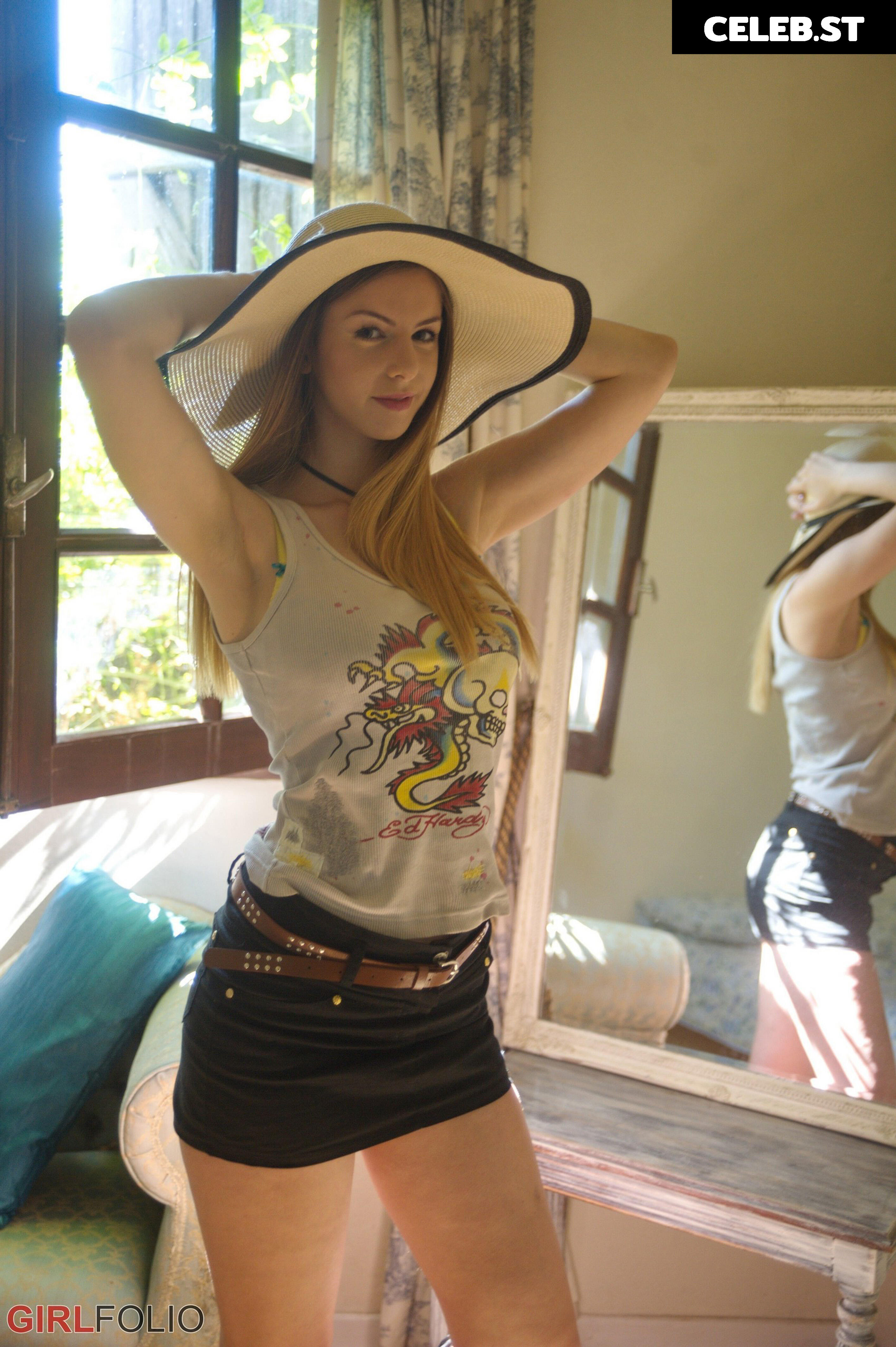 Stella Cox Image 1458636
