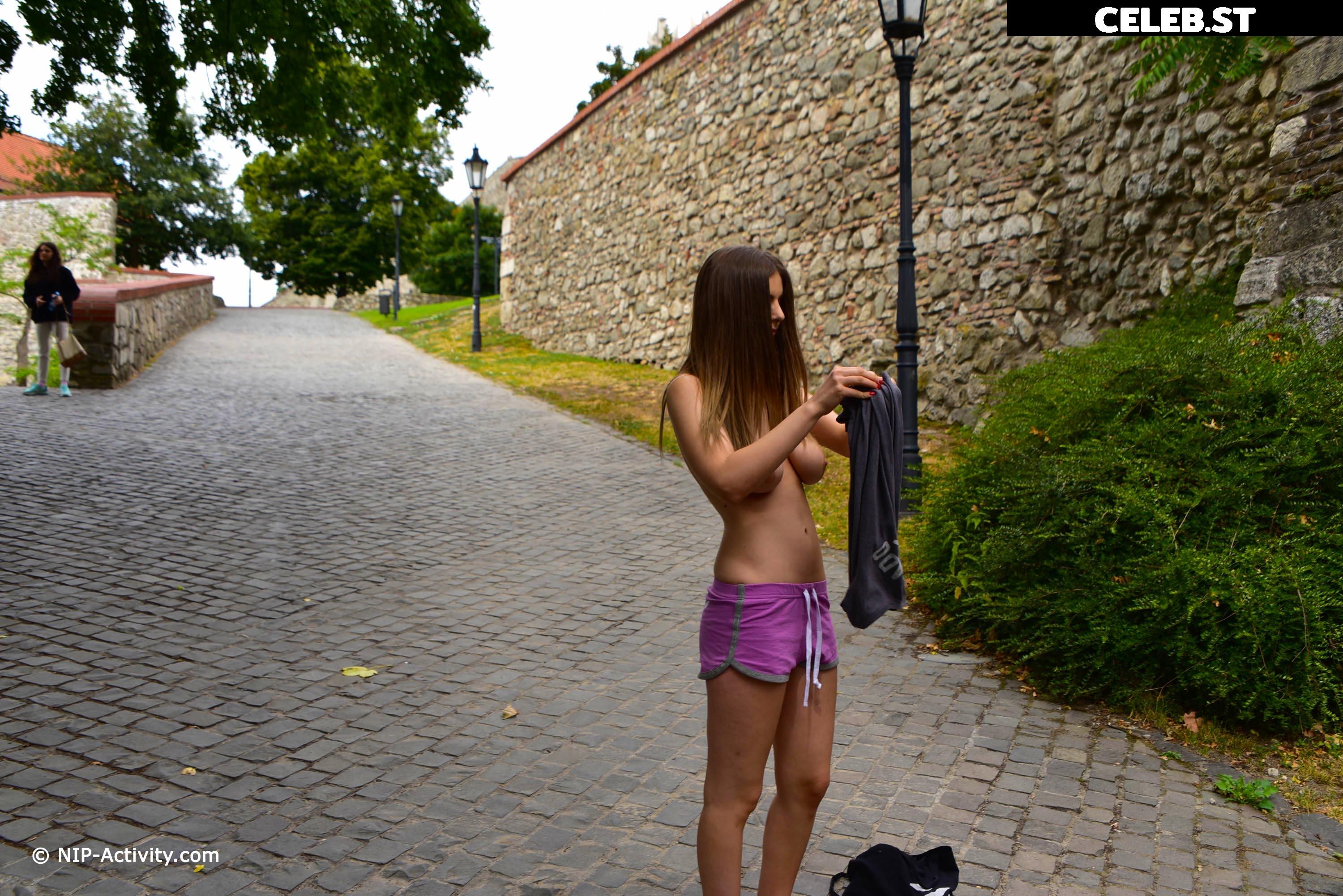 Stella Cox Image 1435728