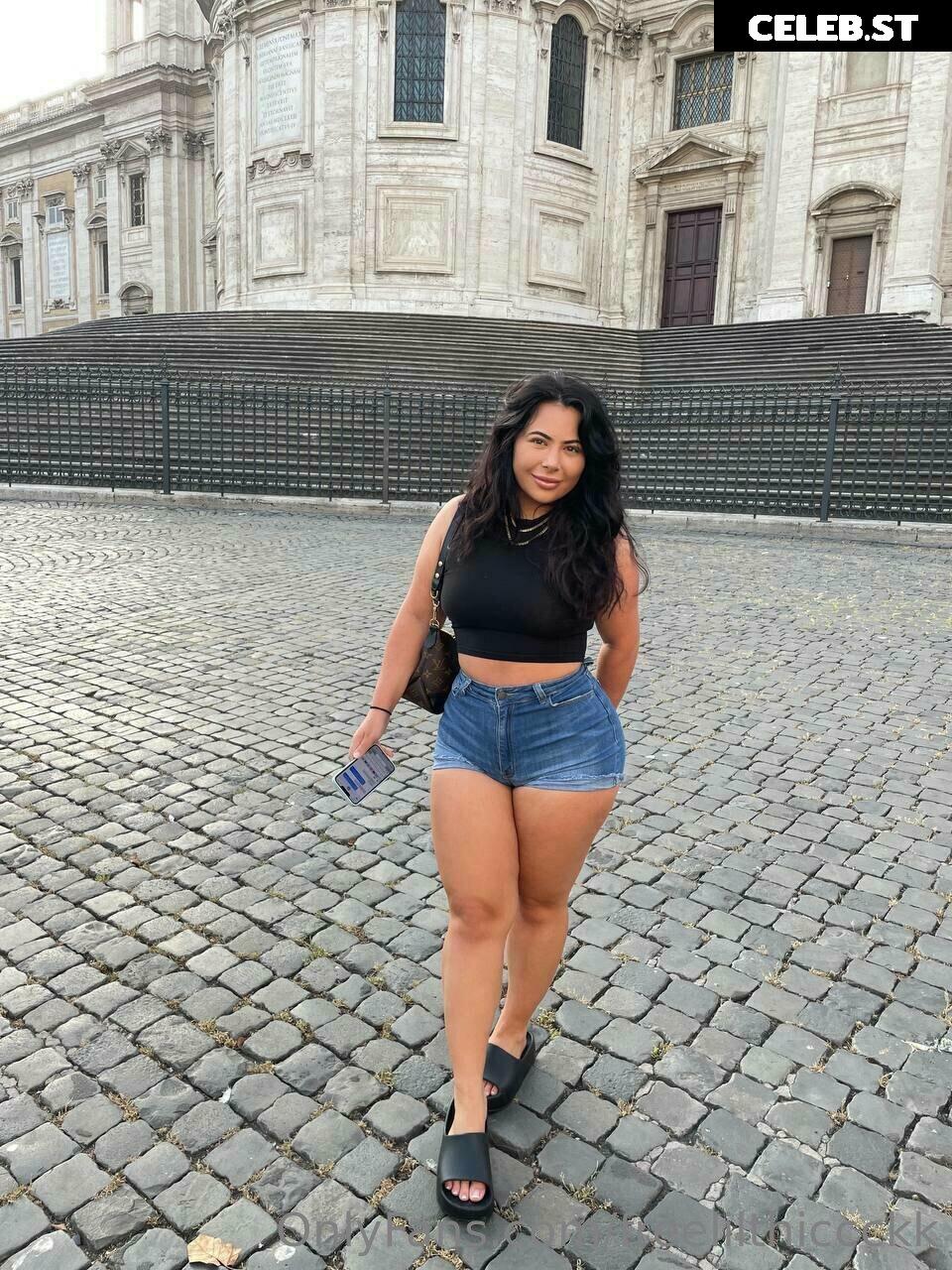 freelilthiccckk Image 14353237