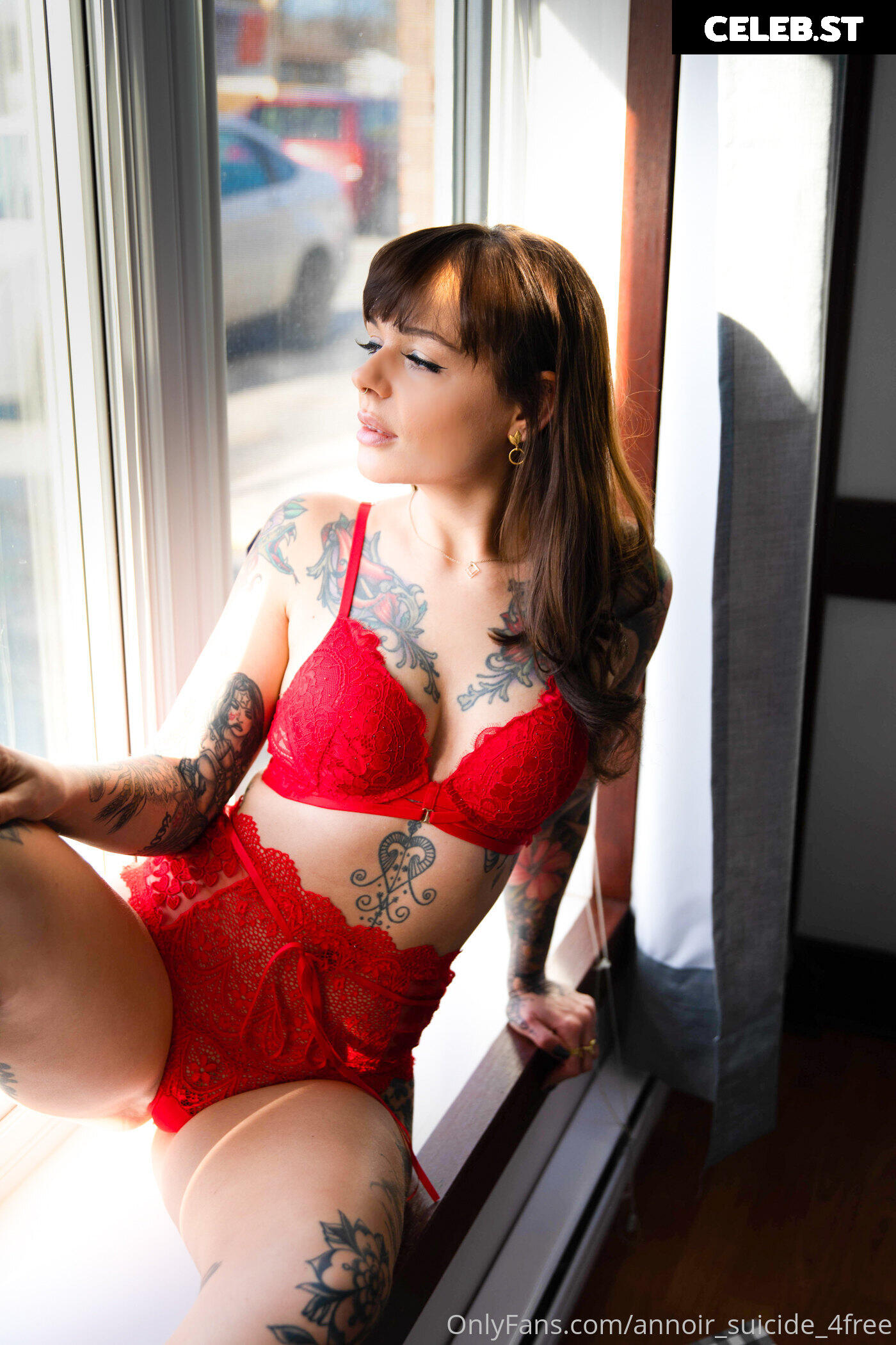 annoir_suicide_4free Image 14291771