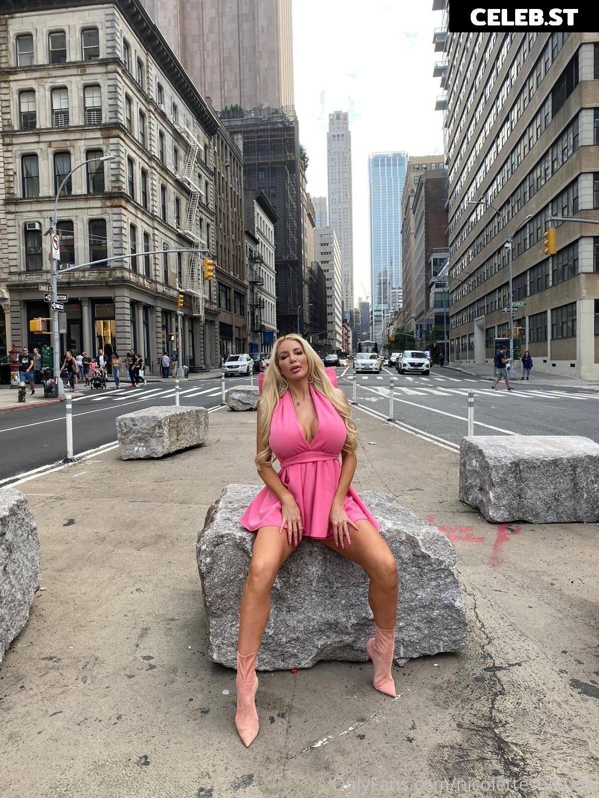 Nicolette Shea Image 1404727