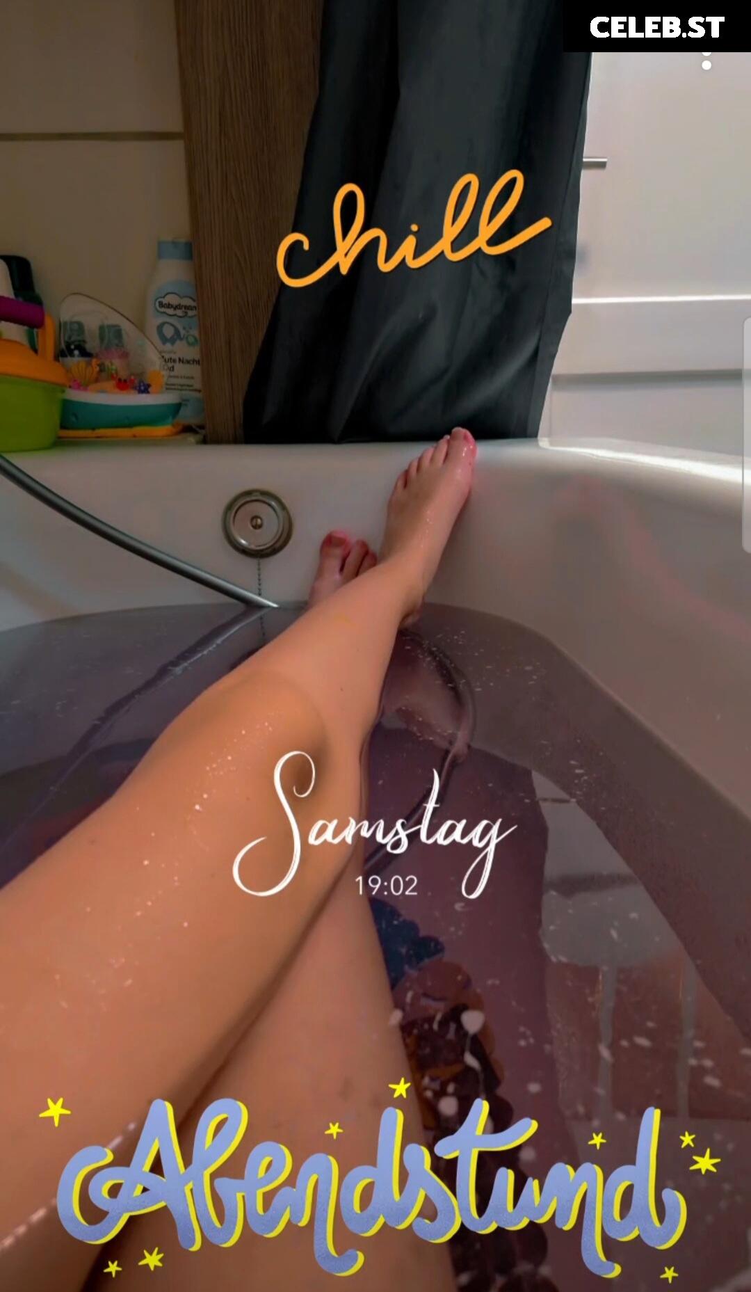 Its_sunny93 Image 1592495