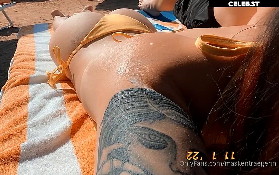 __maskentraegerin Image 1592755