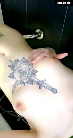 __maskentraegerin Image 1590286