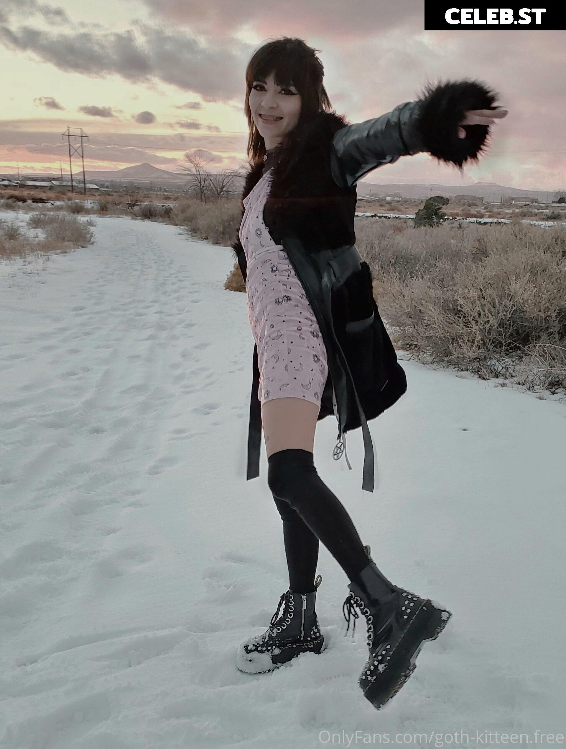 goth-kitteen.free Image 15408133