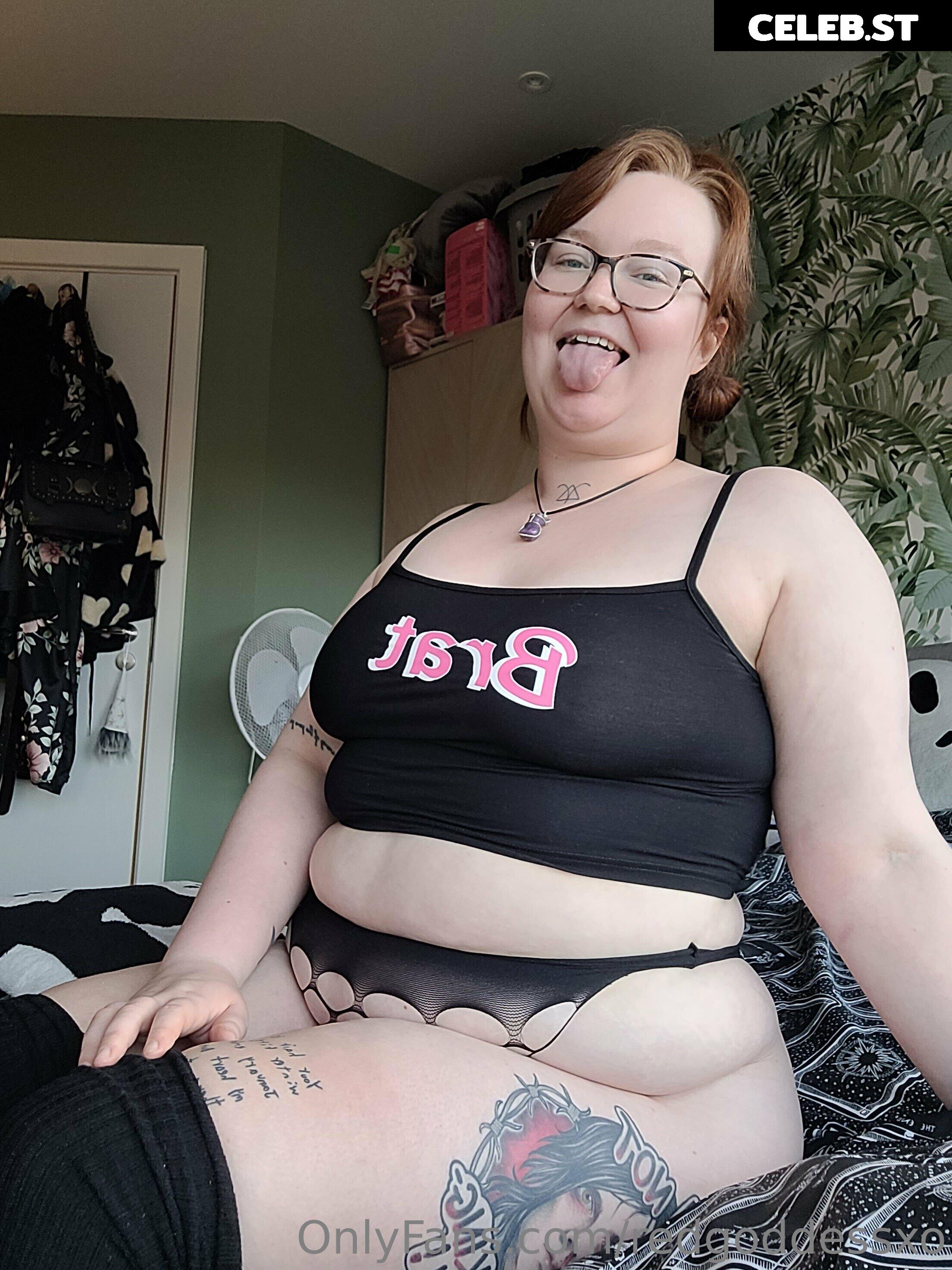 redgoddessxo Image 15495213