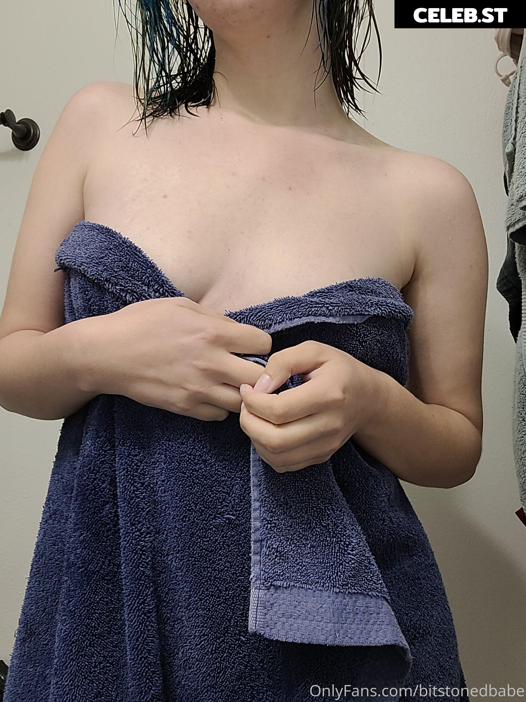 bitstonedbabe Image 15352192