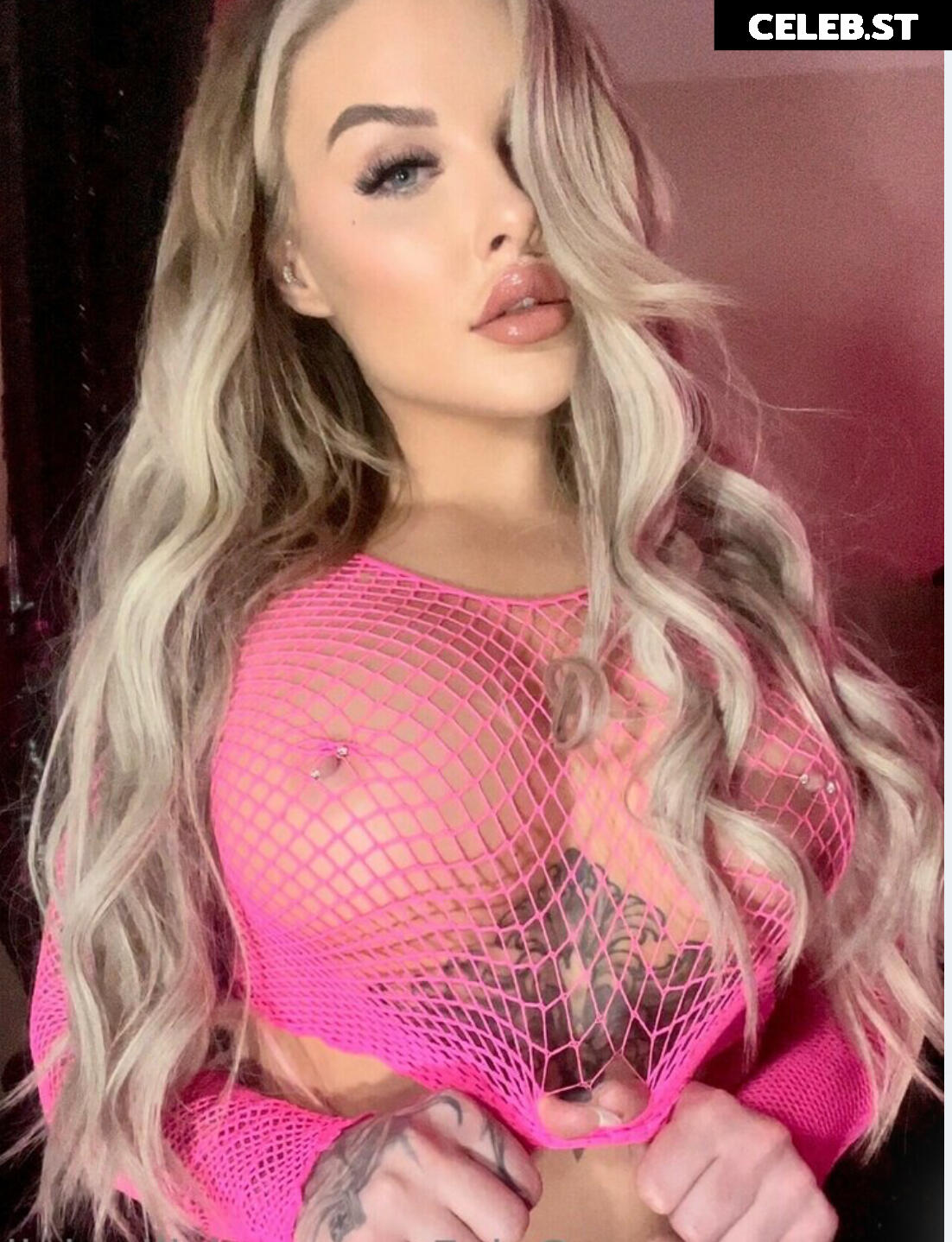 Ellie Rayne Image 169028