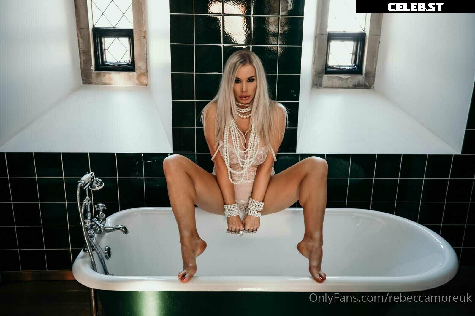 rebeccamoreuk Image 16869599