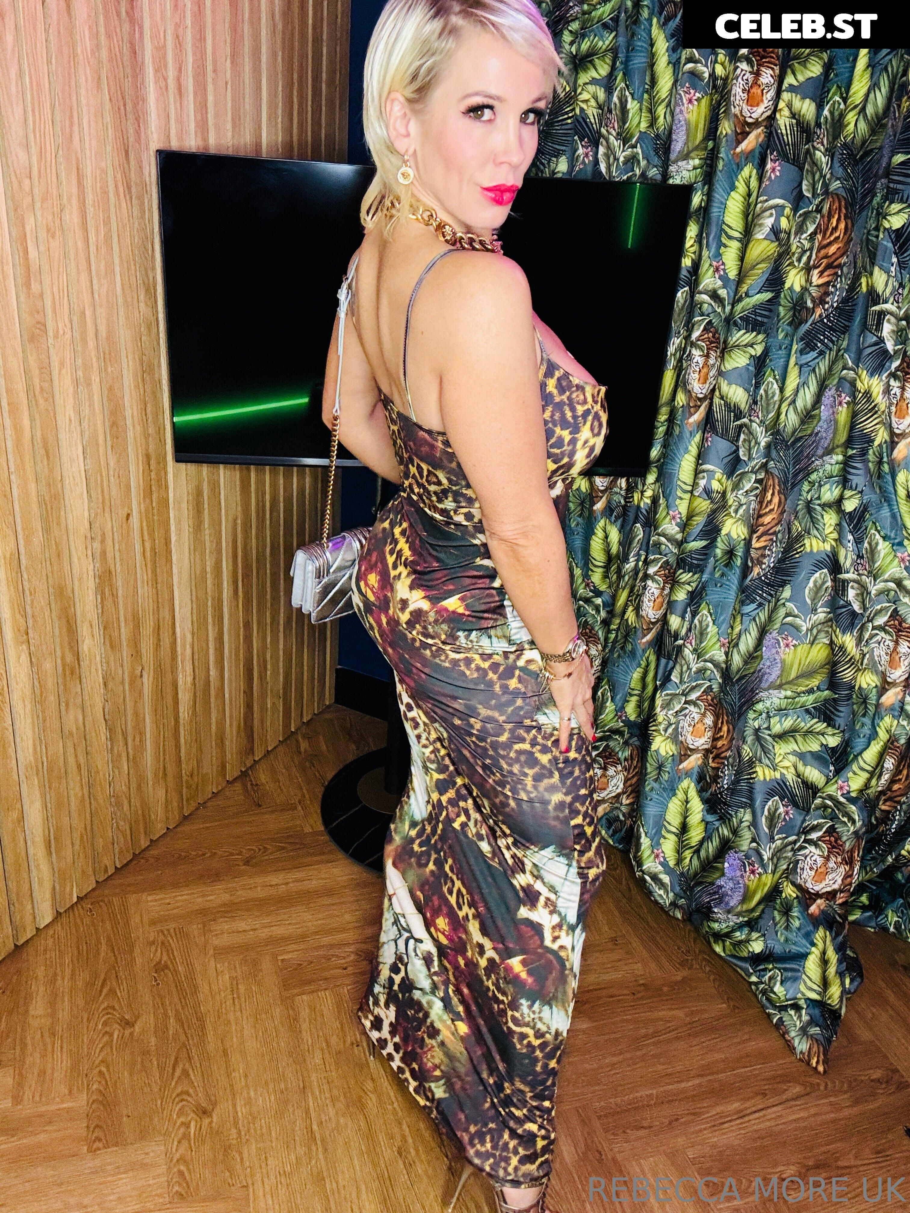 rebeccamoreuk Image 16774127