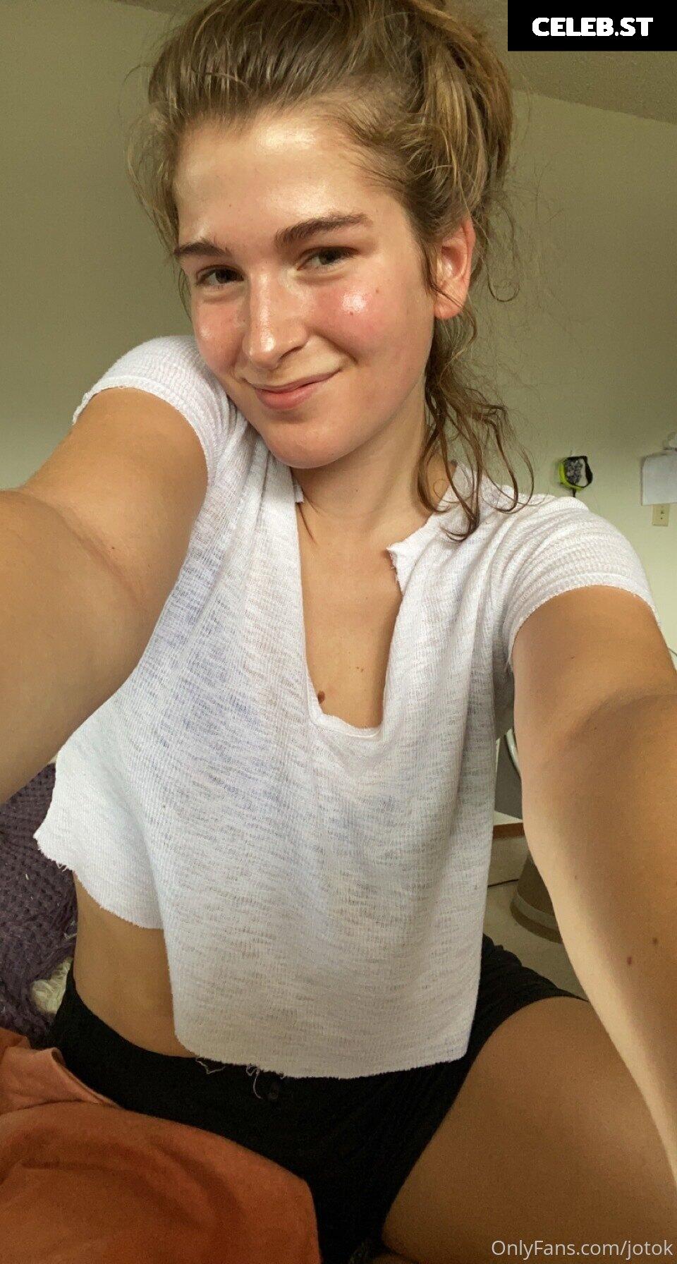 josieplayfulfree Image 16774250
