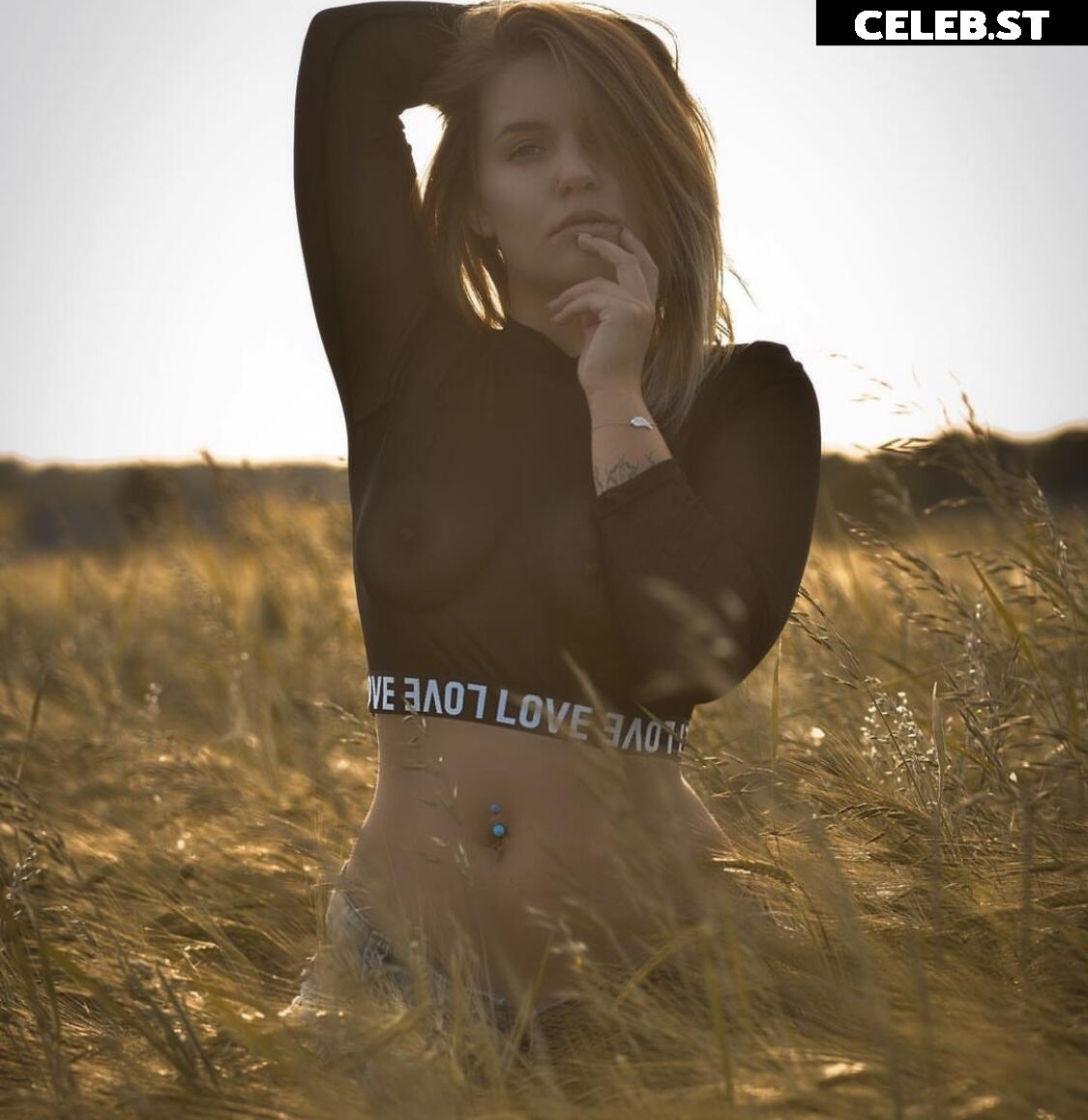 xemmely__ Image 1662178