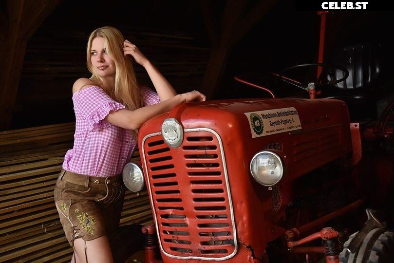 Farmgirl Jojo Image 1656358