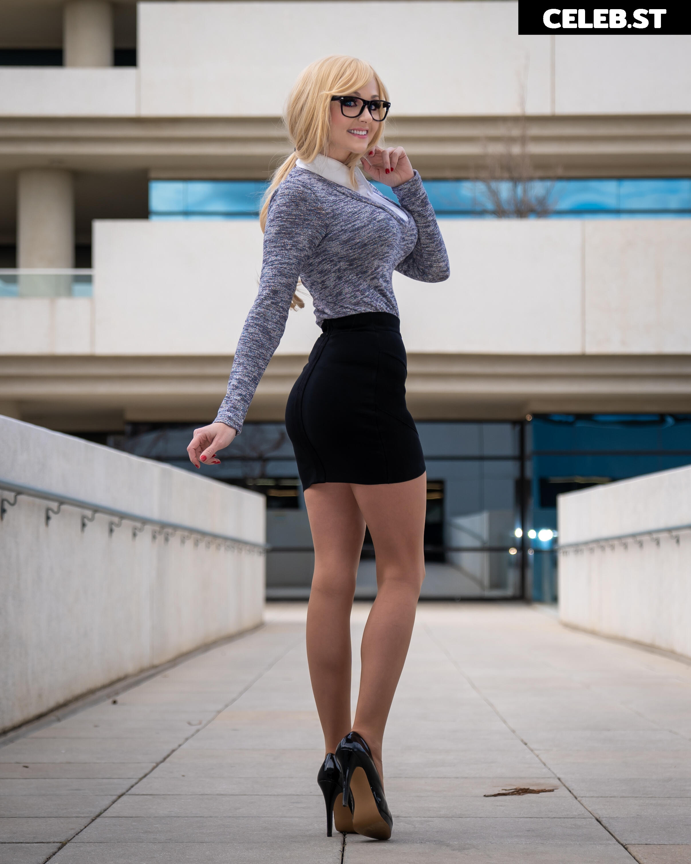 Angie Griffin Image 1650046