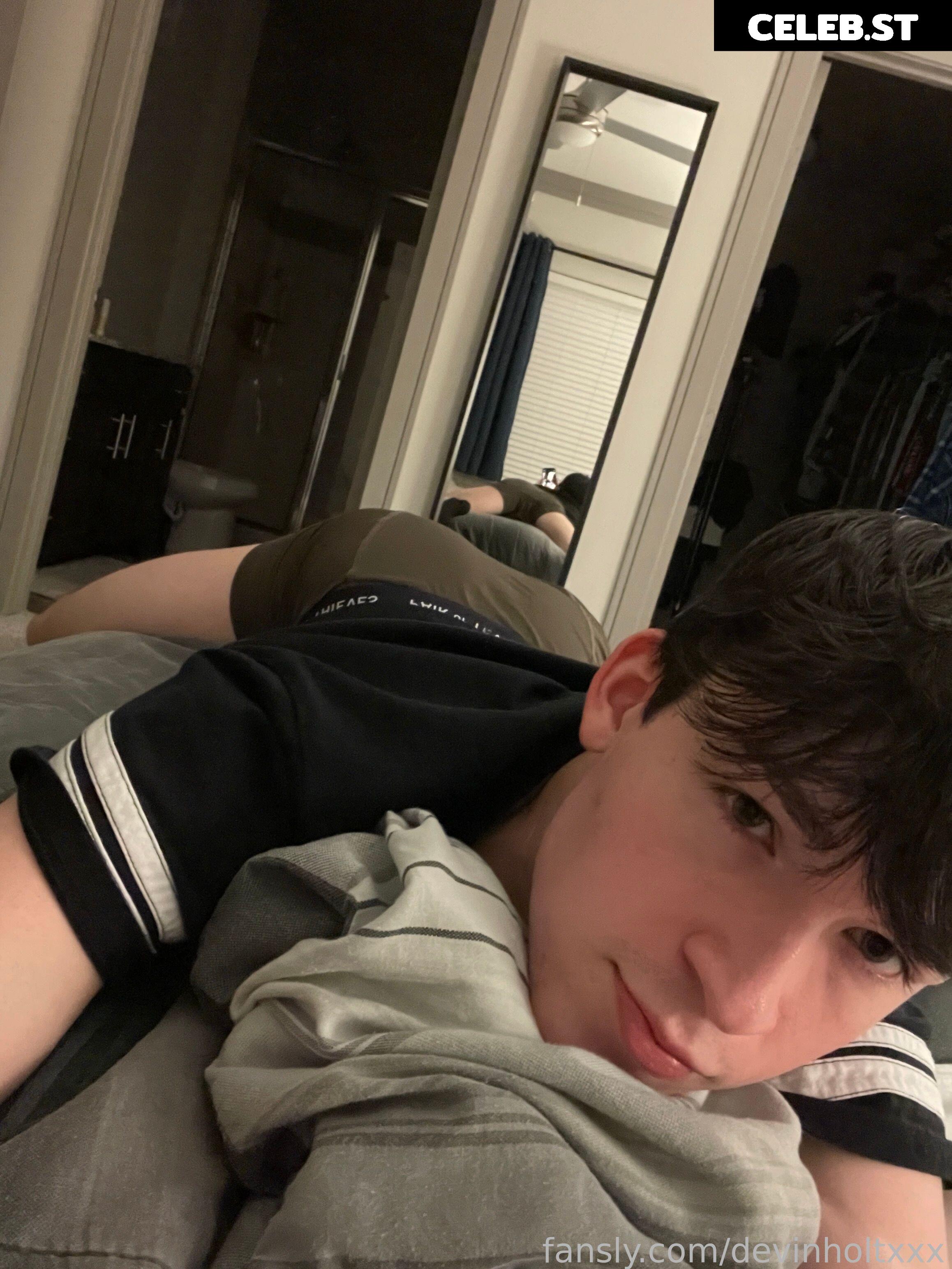 devinholtxxx Image 16594343